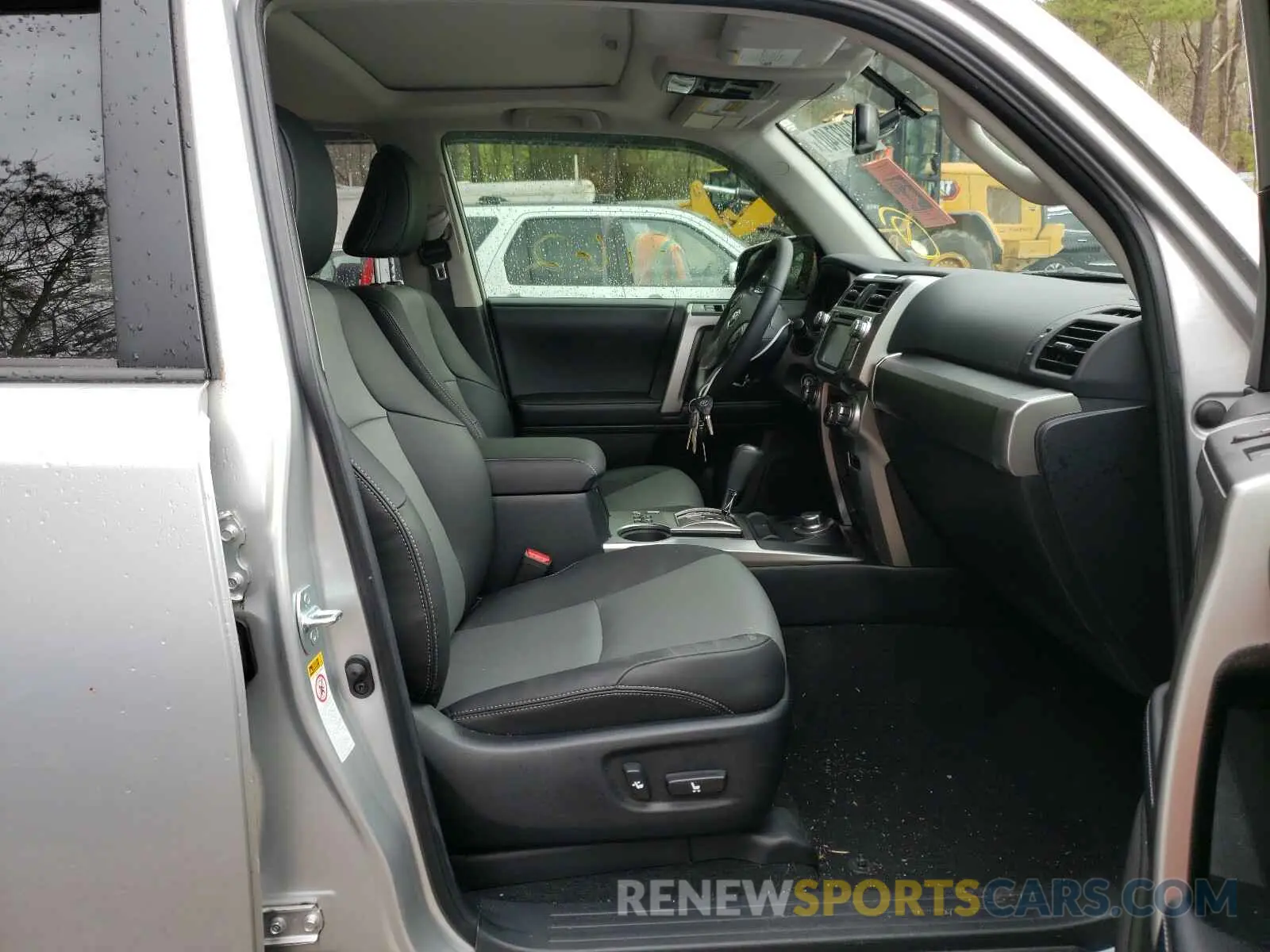 5 fotografías del automóvil dañado JTEBU5JR1K5701011 TOYOTA 4RUNNER 2019