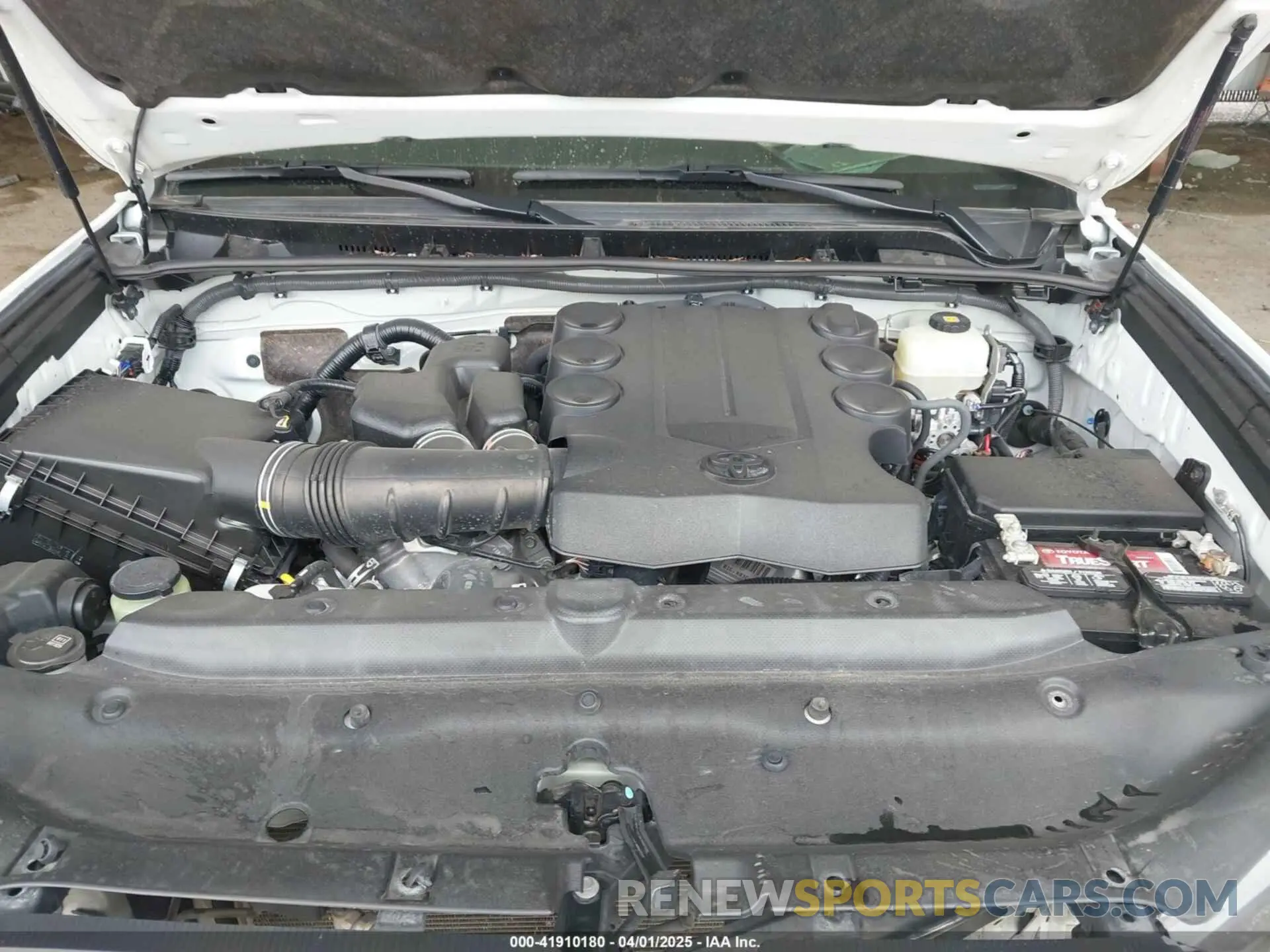10 fotografías del automóvil dañado JTEBU5JR1K5712476 TOYOTA 4RUNNER 2019