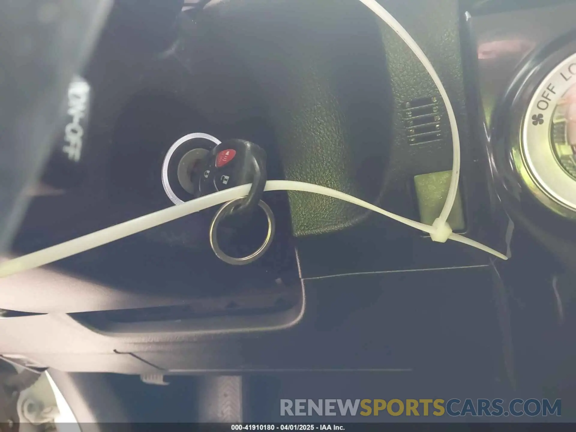 11 fotografías del automóvil dañado JTEBU5JR1K5712476 TOYOTA 4RUNNER 2019
