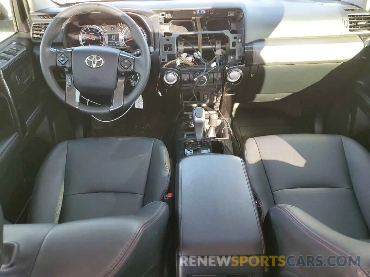 8 fotografías del automóvil dañado JTEBU5JR1K5715488 TOYOTA 4RUNNER 2019