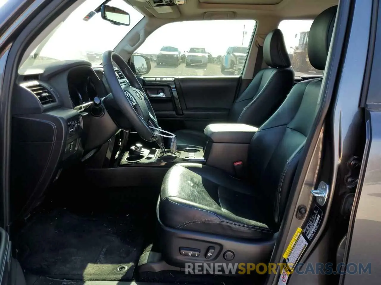 7 fotografías del automóvil dañado JTEBU5JR2K5611284 TOYOTA 4RUNNER 2019