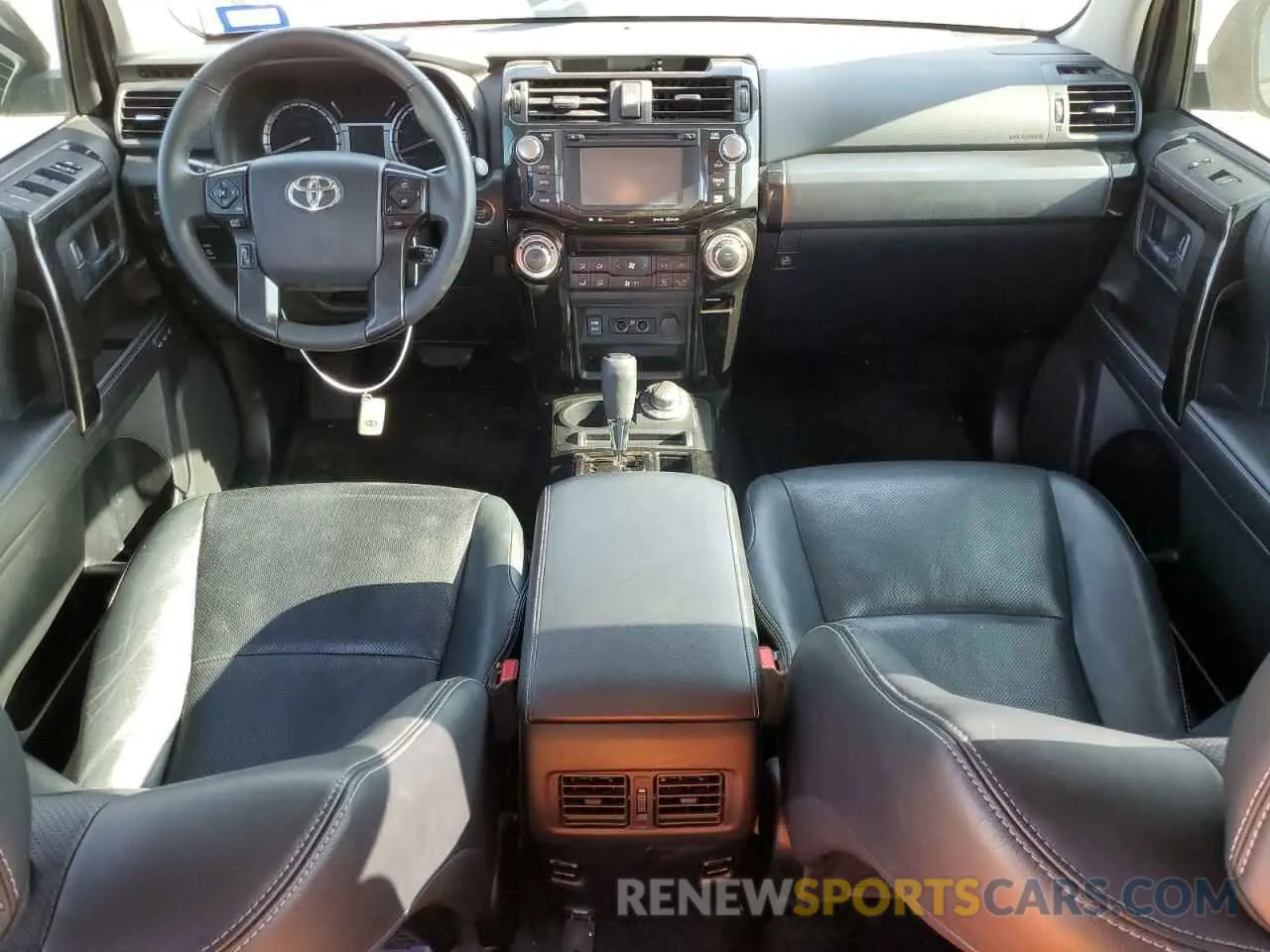 8 fotografías del automóvil dañado JTEBU5JR2K5611284 TOYOTA 4RUNNER 2019