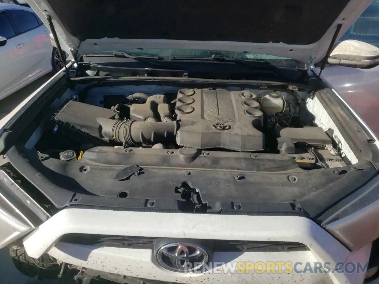 7 fotografías del automóvil dañado JTEBU5JR2K5615755 TOYOTA 4RUNNER 2019