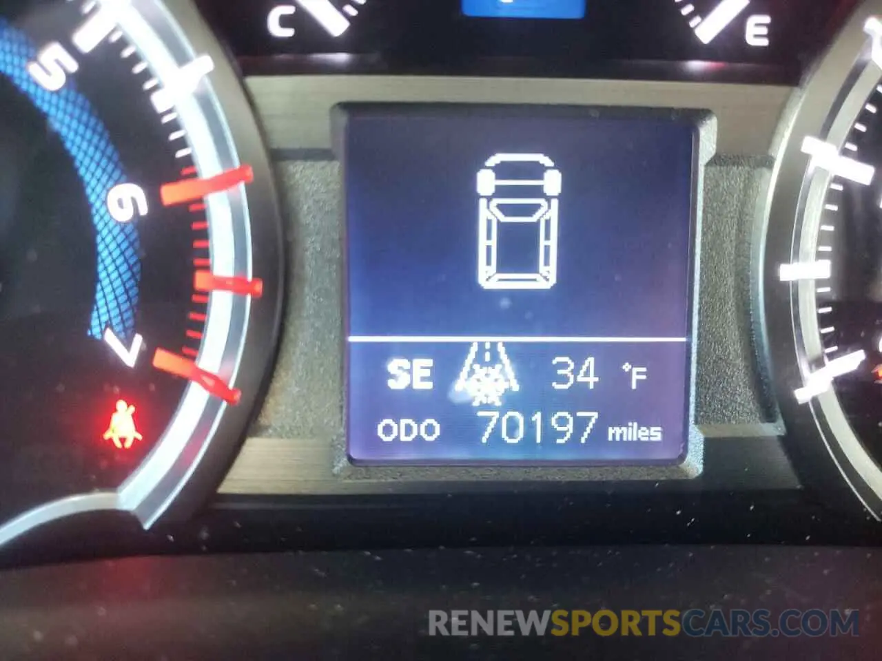 8 fotografías del automóvil dañado JTEBU5JR2K5615755 TOYOTA 4RUNNER 2019