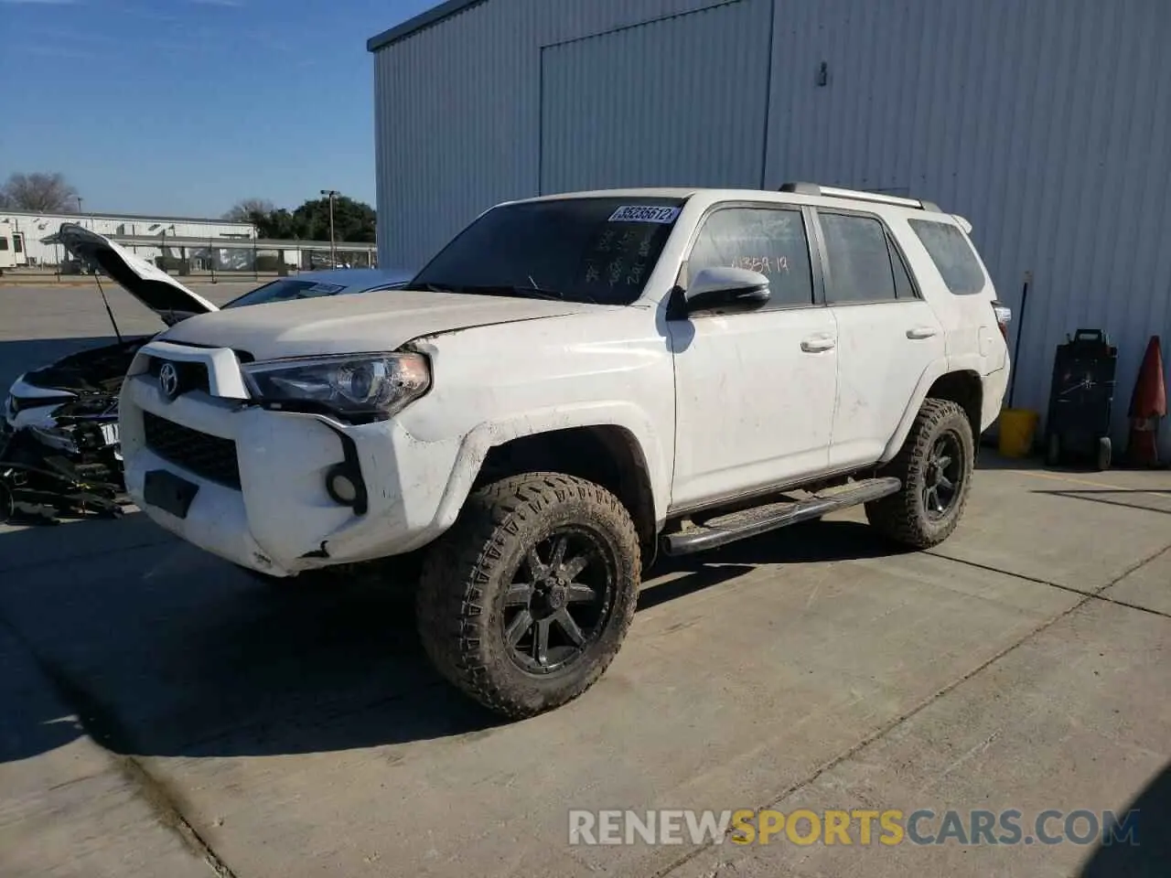 2 fotografías del automóvil dañado JTEBU5JR2K5628618 TOYOTA 4RUNNER 2019