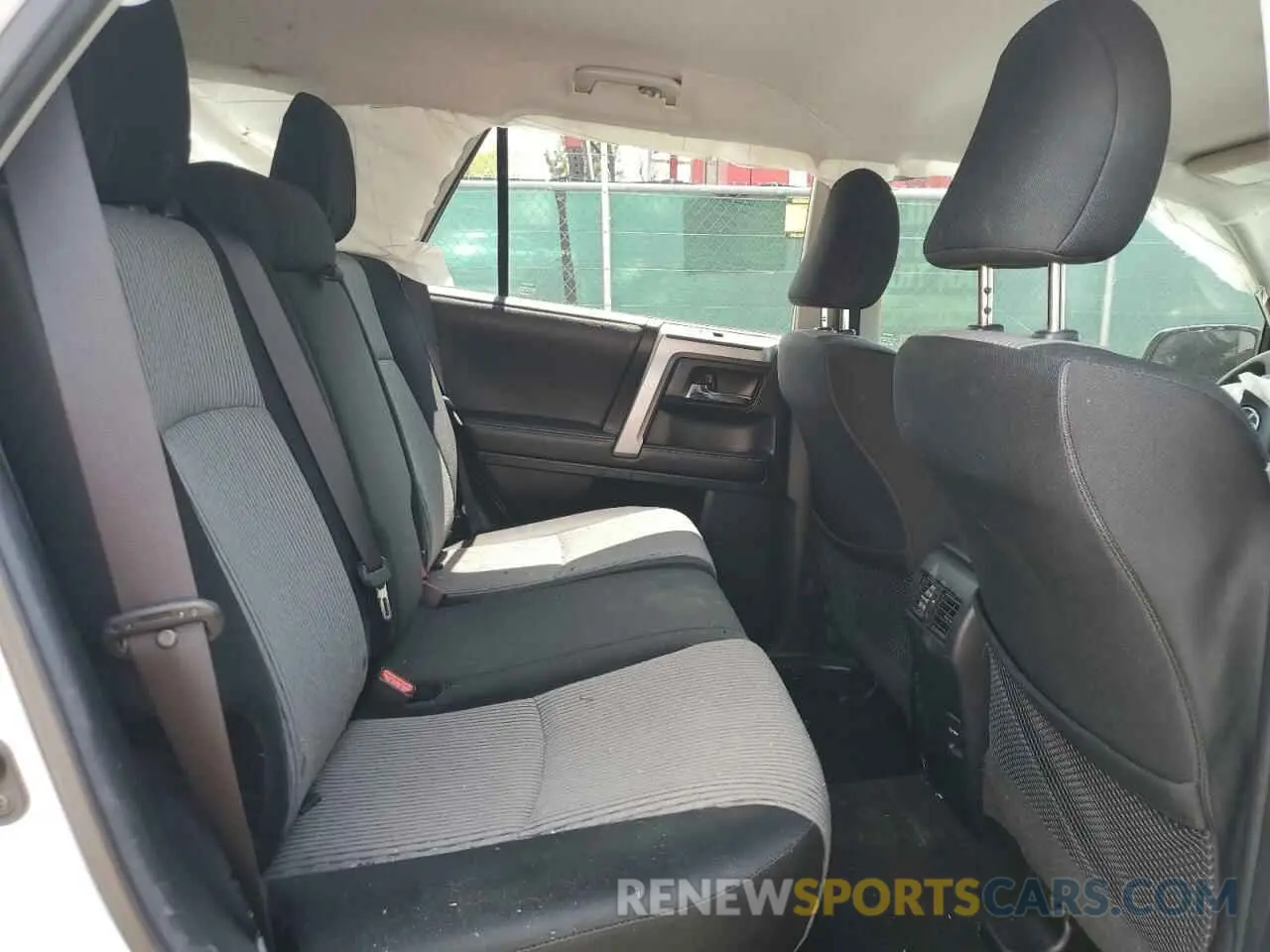 11 fotografías del automóvil dañado JTEBU5JR2K5644916 TOYOTA 4RUNNER 2019