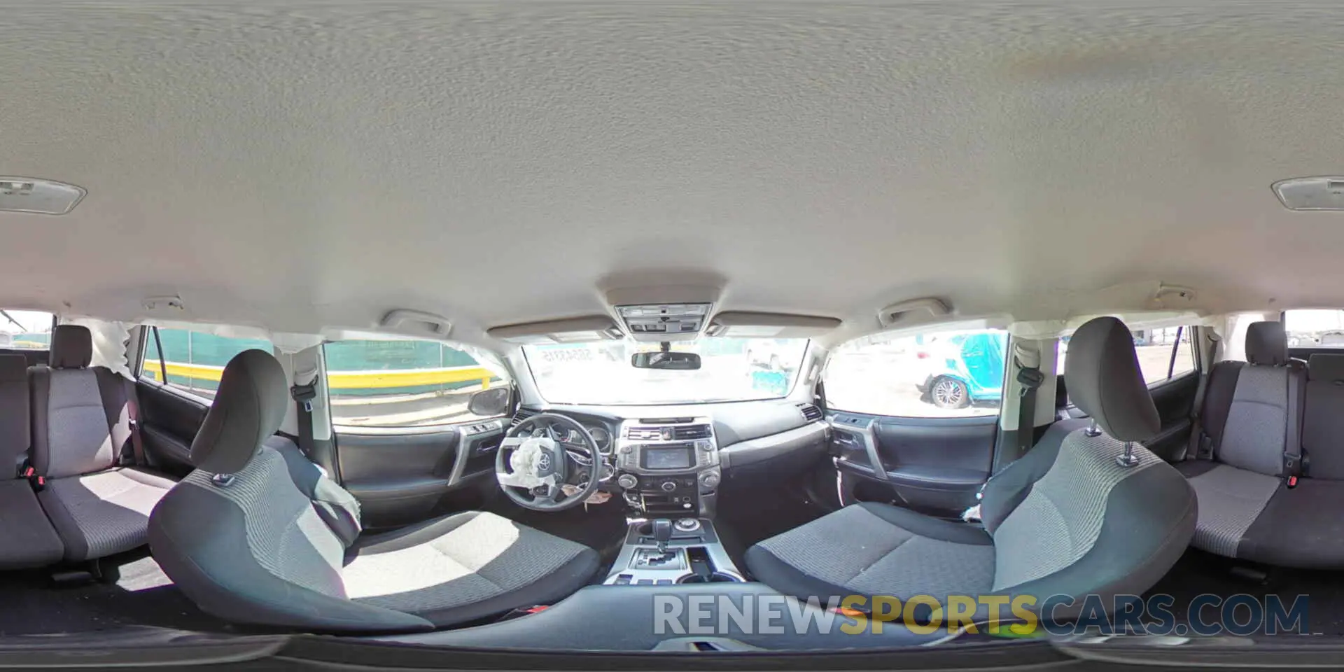 15 fotografías del automóvil dañado JTEBU5JR2K5644916 TOYOTA 4RUNNER 2019