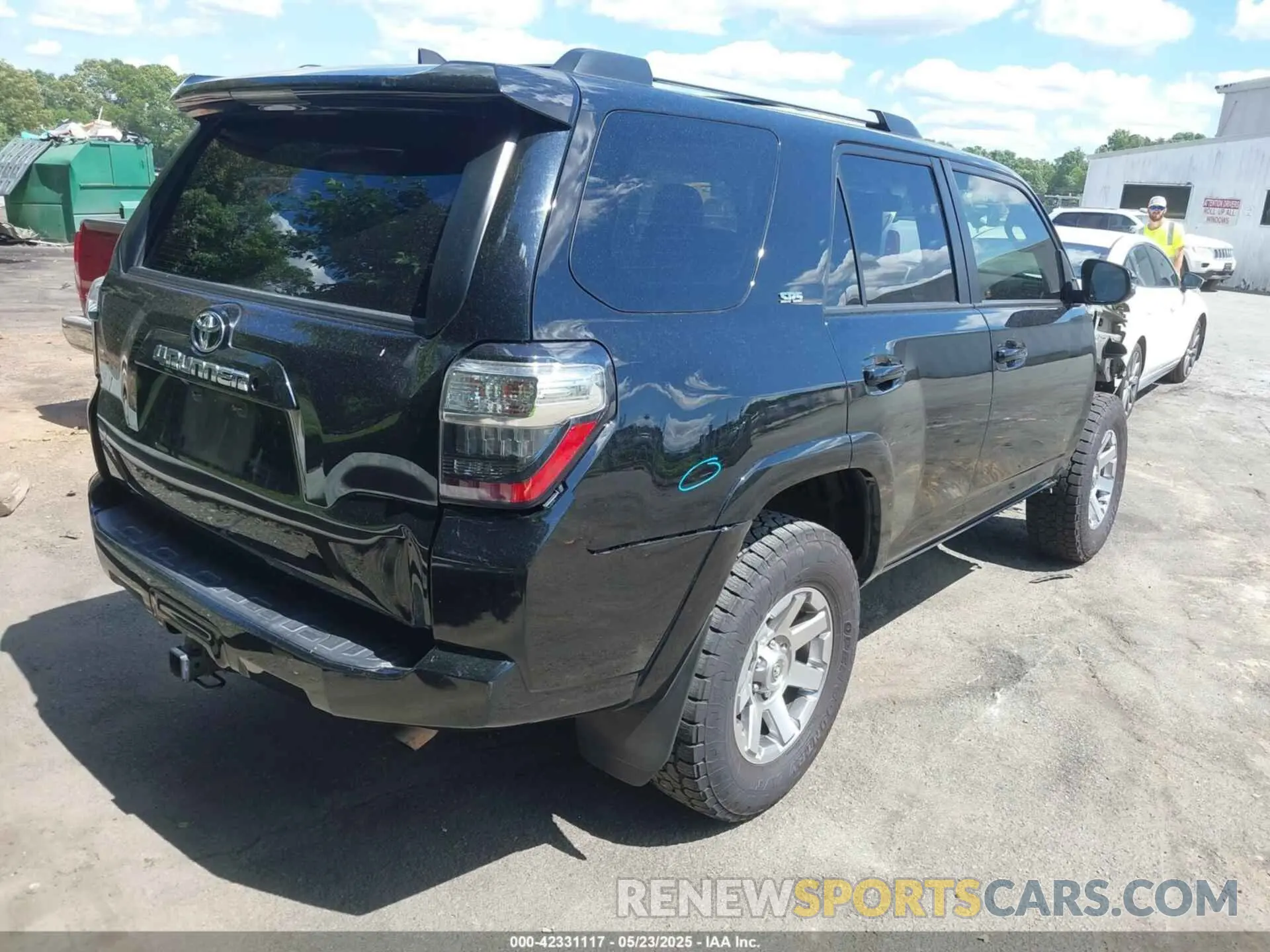 4 fotografías del automóvil dañado JTEBU5JR2K5655866 TOYOTA 4RUNNER 2019