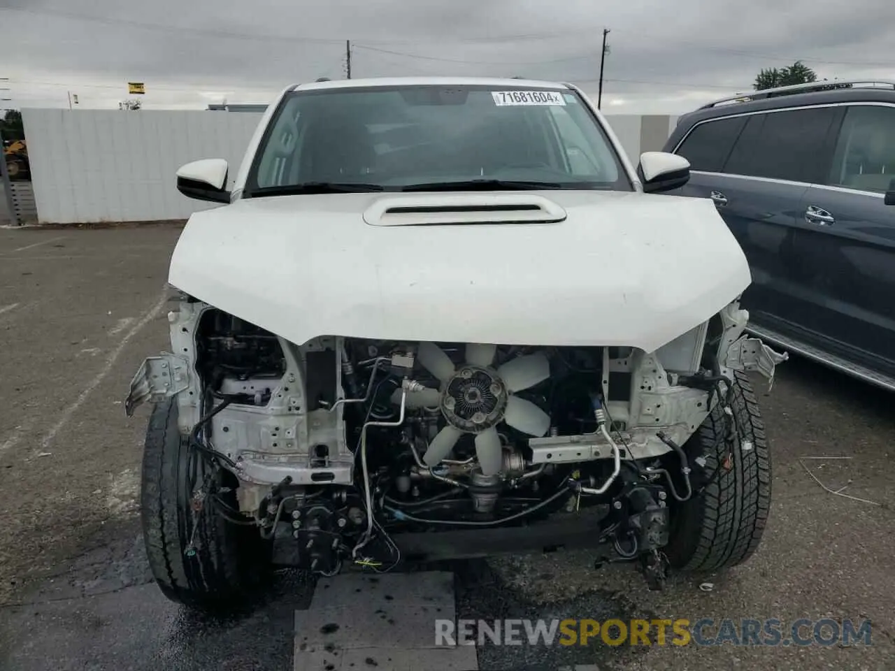 5 fotografías del automóvil dañado JTEBU5JR2K5669167 TOYOTA 4RUNNER 2019
