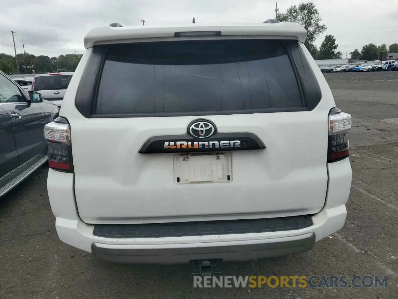 6 fotografías del automóvil dañado JTEBU5JR2K5669167 TOYOTA 4RUNNER 2019