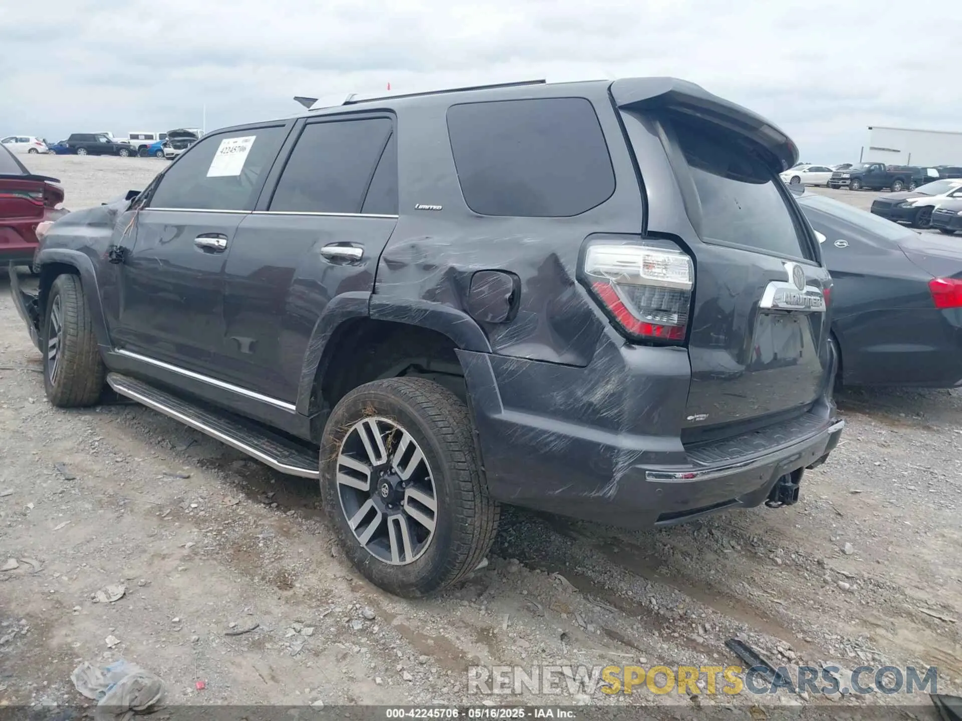 3 fotografías del automóvil dañado JTEBU5JR2K5673980 TOYOTA 4RUNNER 2019