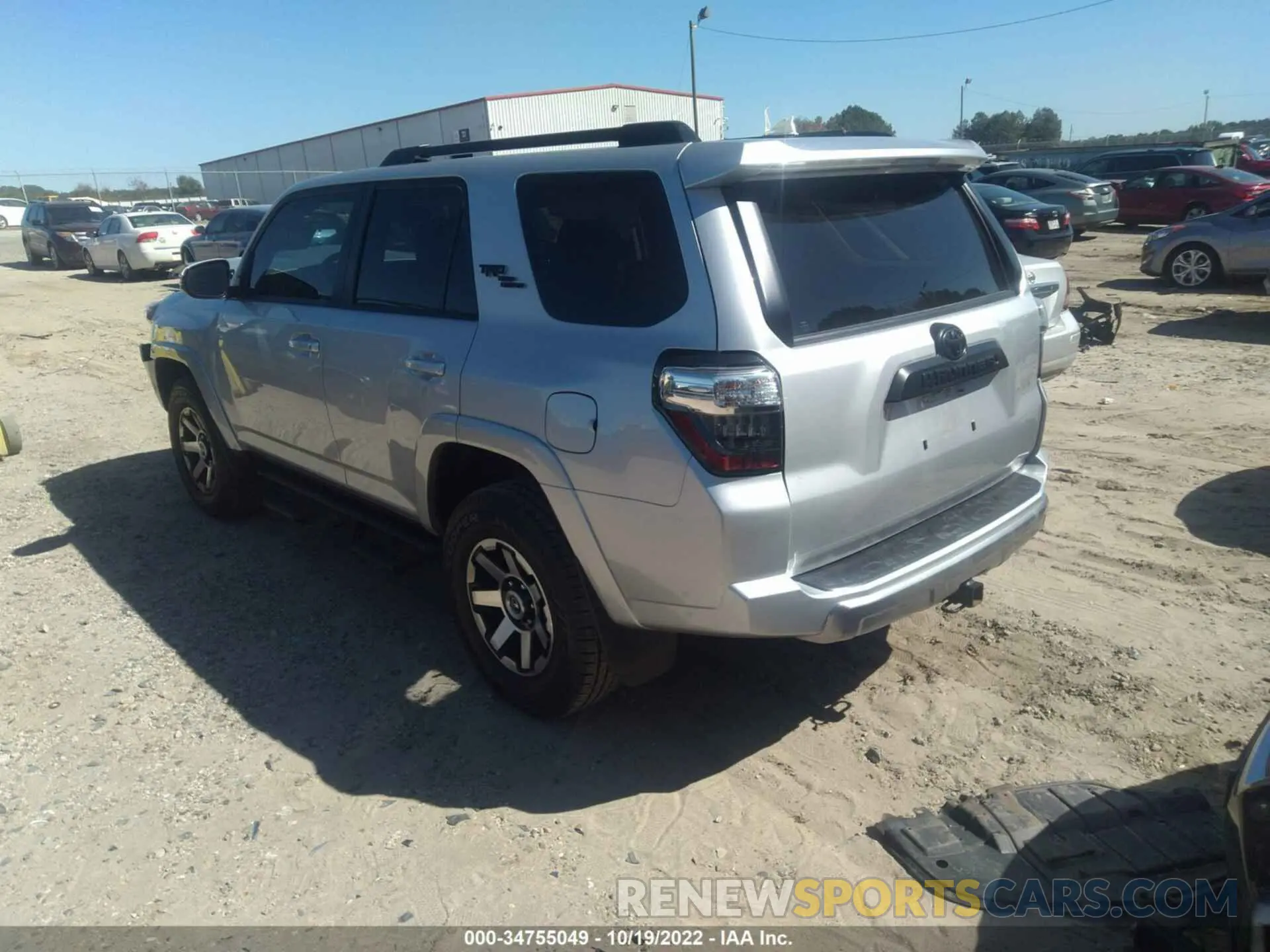 3 fotografías del automóvil dañado JTEBU5JR2K5678712 TOYOTA 4RUNNER 2019