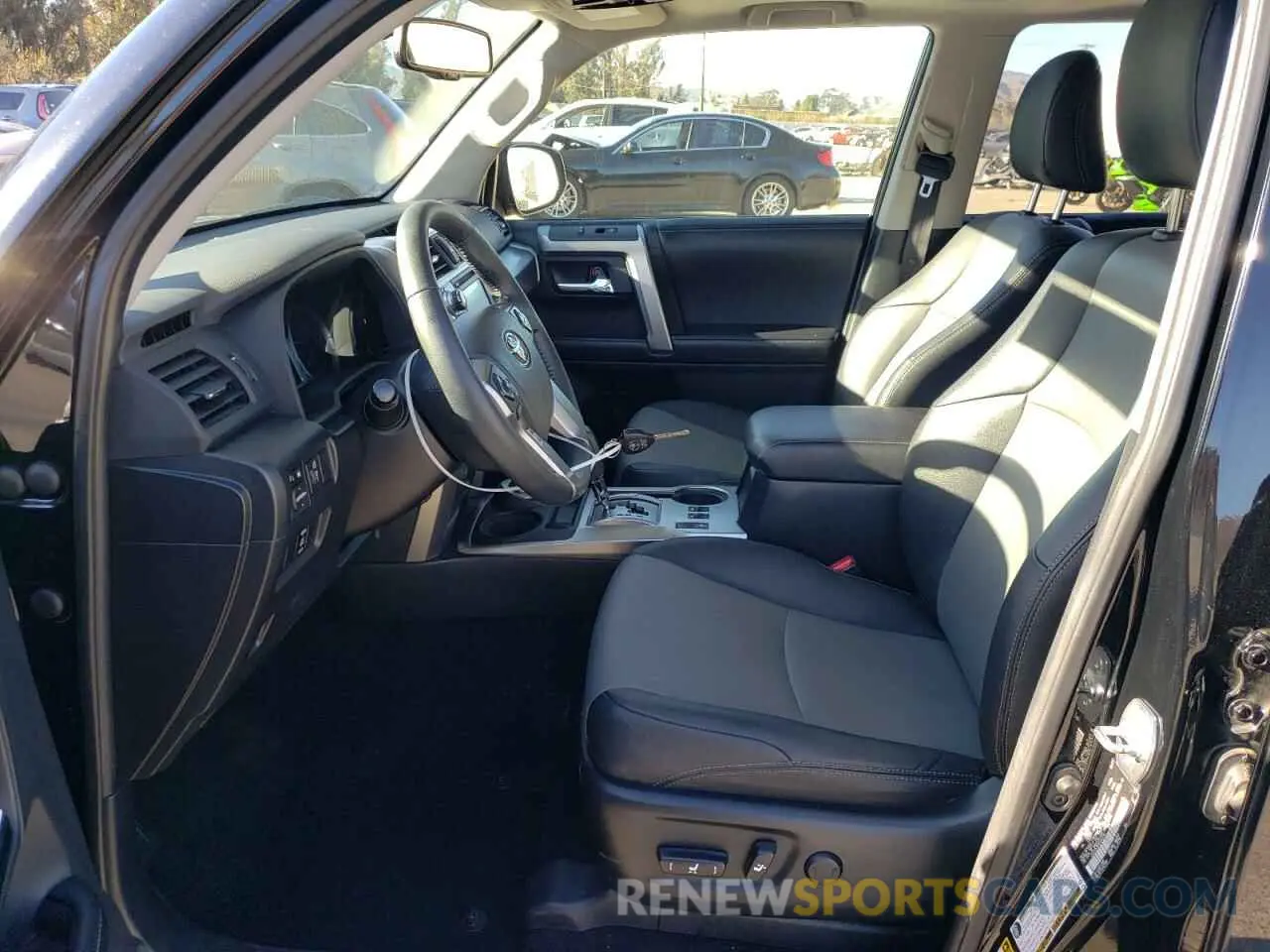 7 fotografías del automóvil dañado JTEBU5JR2K5689189 TOYOTA 4RUNNER 2019