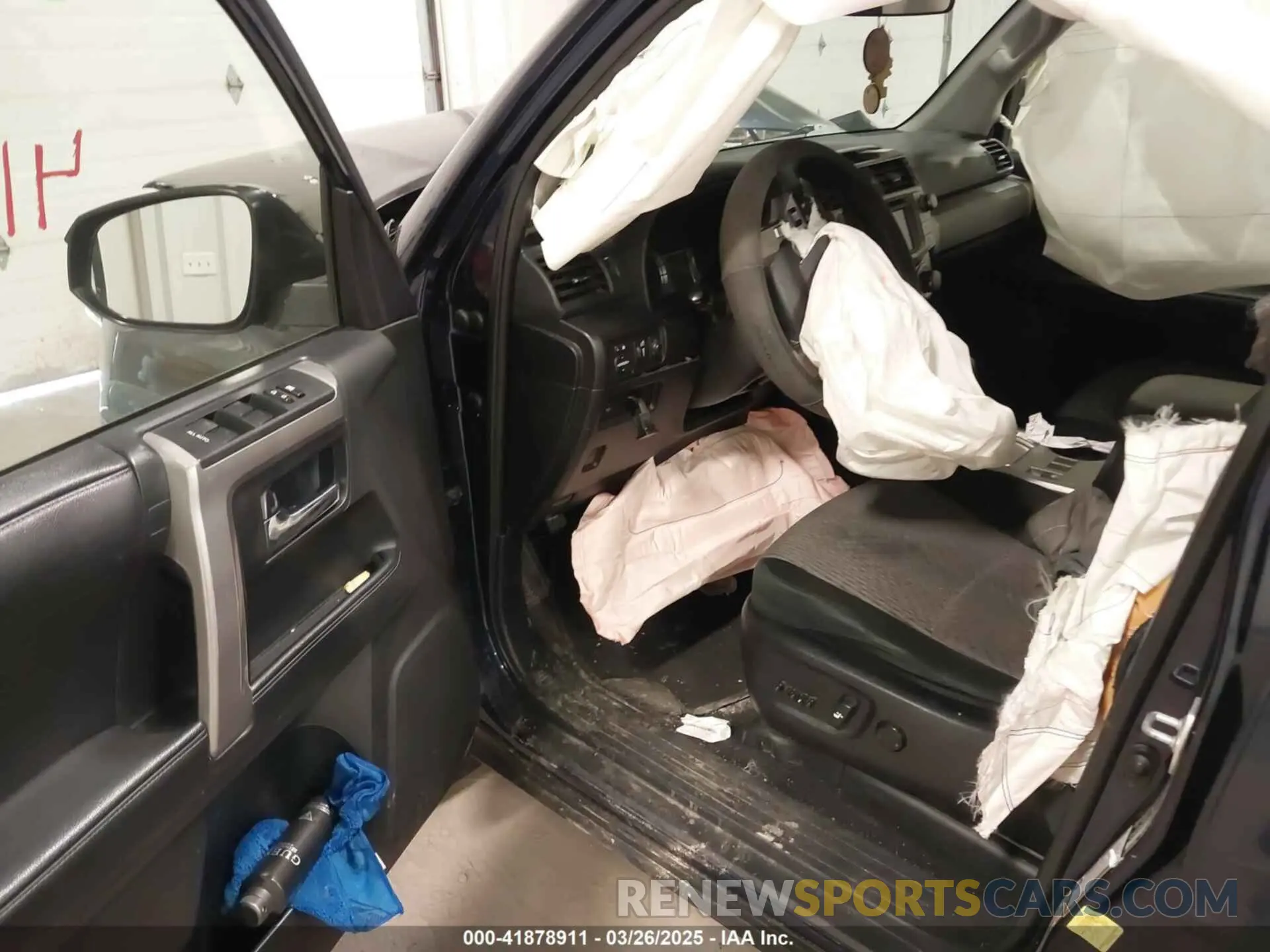 5 fotografías del automóvil dañado JTEBU5JR2K5698426 TOYOTA 4RUNNER 2019