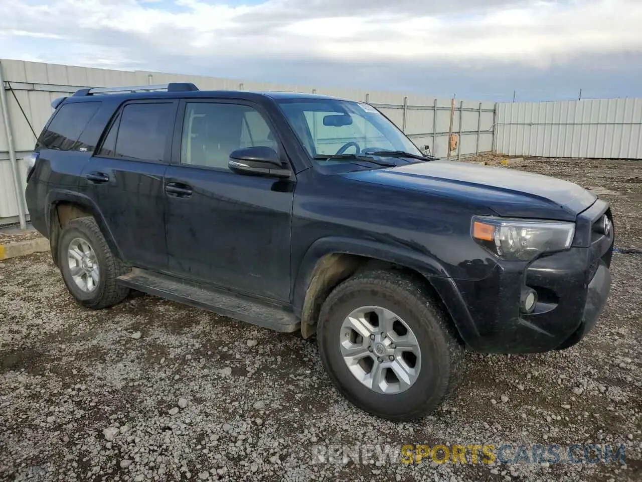 4 fotografías del automóvil dañado JTEBU5JR2K5718948 TOYOTA 4RUNNER 2019