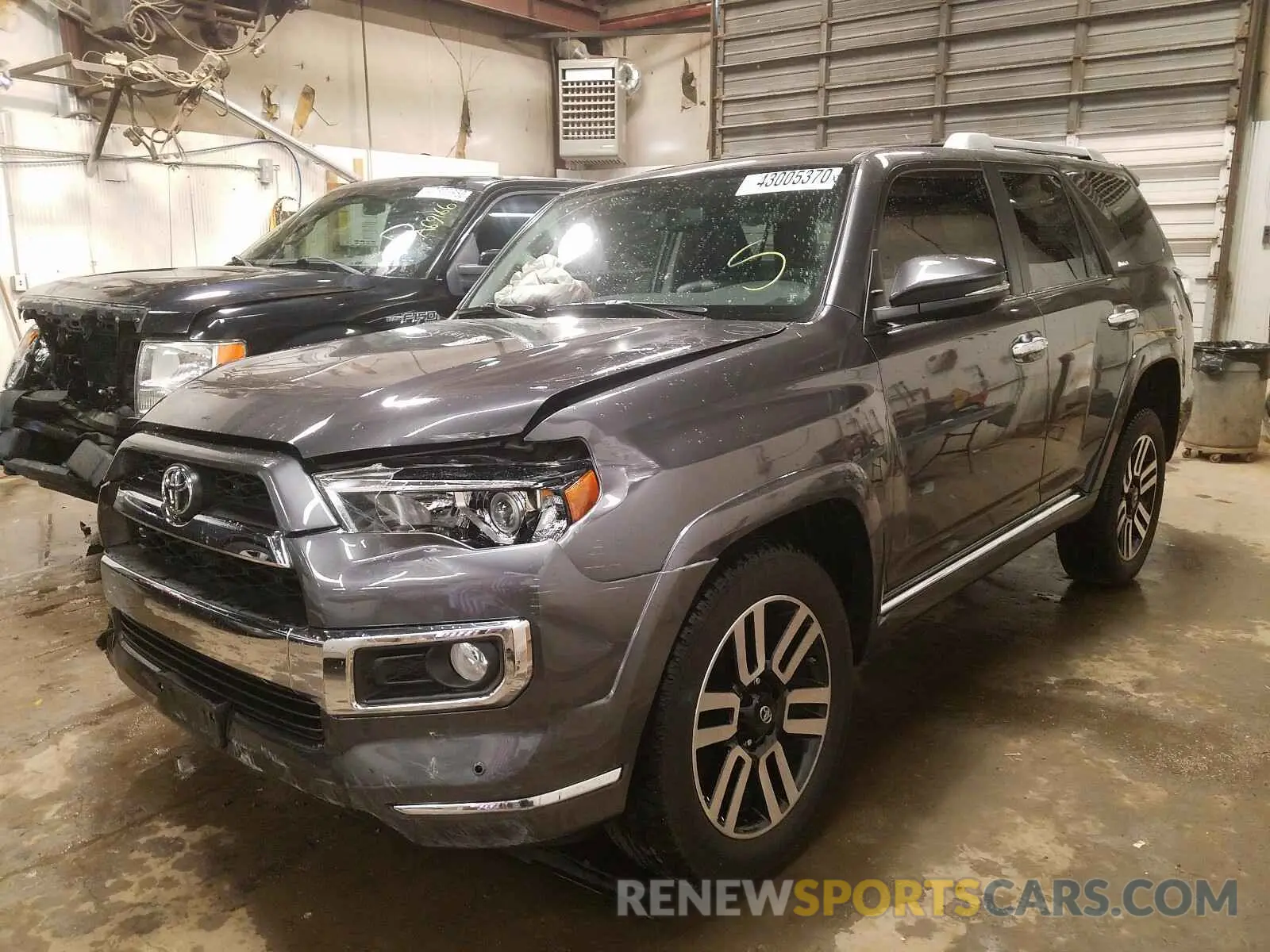 2 fotografías del automóvil dañado JTEBU5JR3K5619717 TOYOTA 4RUNNER 2019