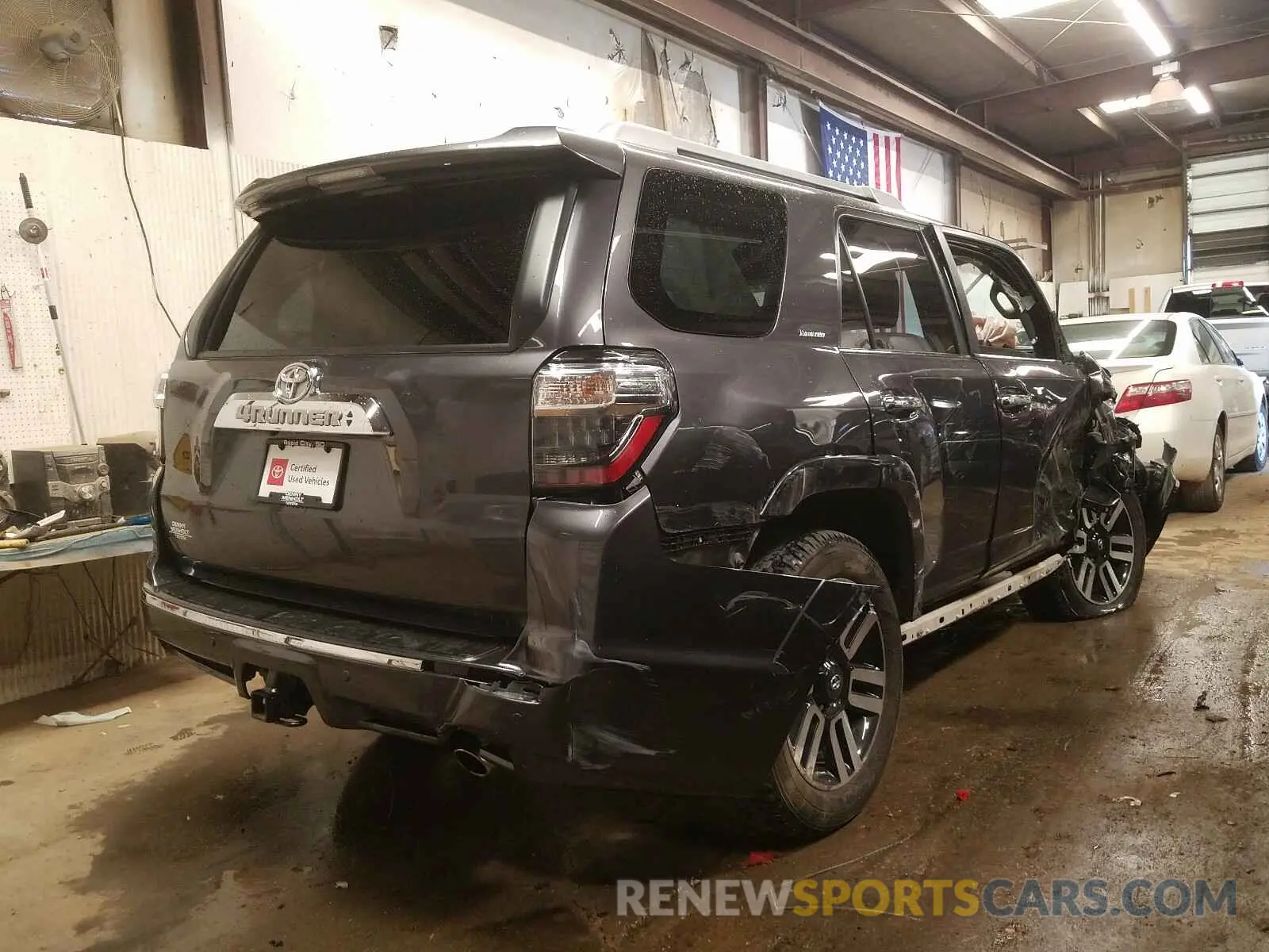 4 fotografías del automóvil dañado JTEBU5JR3K5619717 TOYOTA 4RUNNER 2019