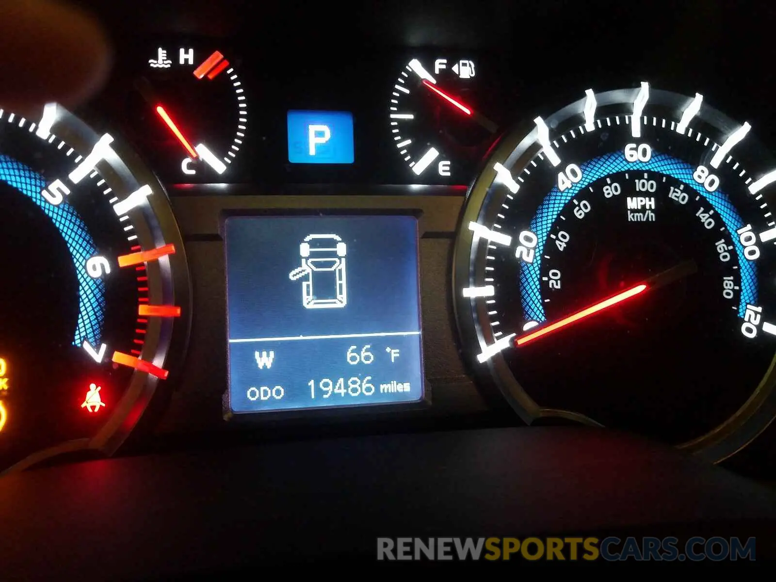 8 fotografías del automóvil dañado JTEBU5JR3K5619717 TOYOTA 4RUNNER 2019