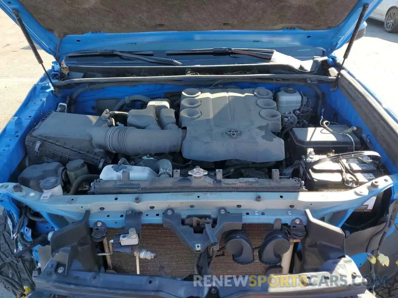 12 fotografías del automóvil dañado JTEBU5JR3K5654662 TOYOTA 4RUNNER 2019