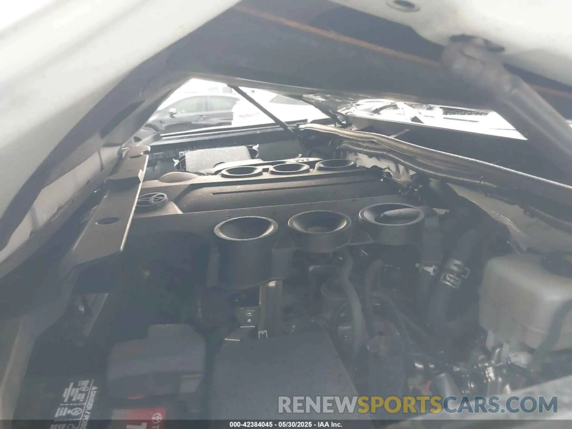 10 fotografías del automóvil dañado JTEBU5JR3K5698385 TOYOTA 4RUNNER 2019