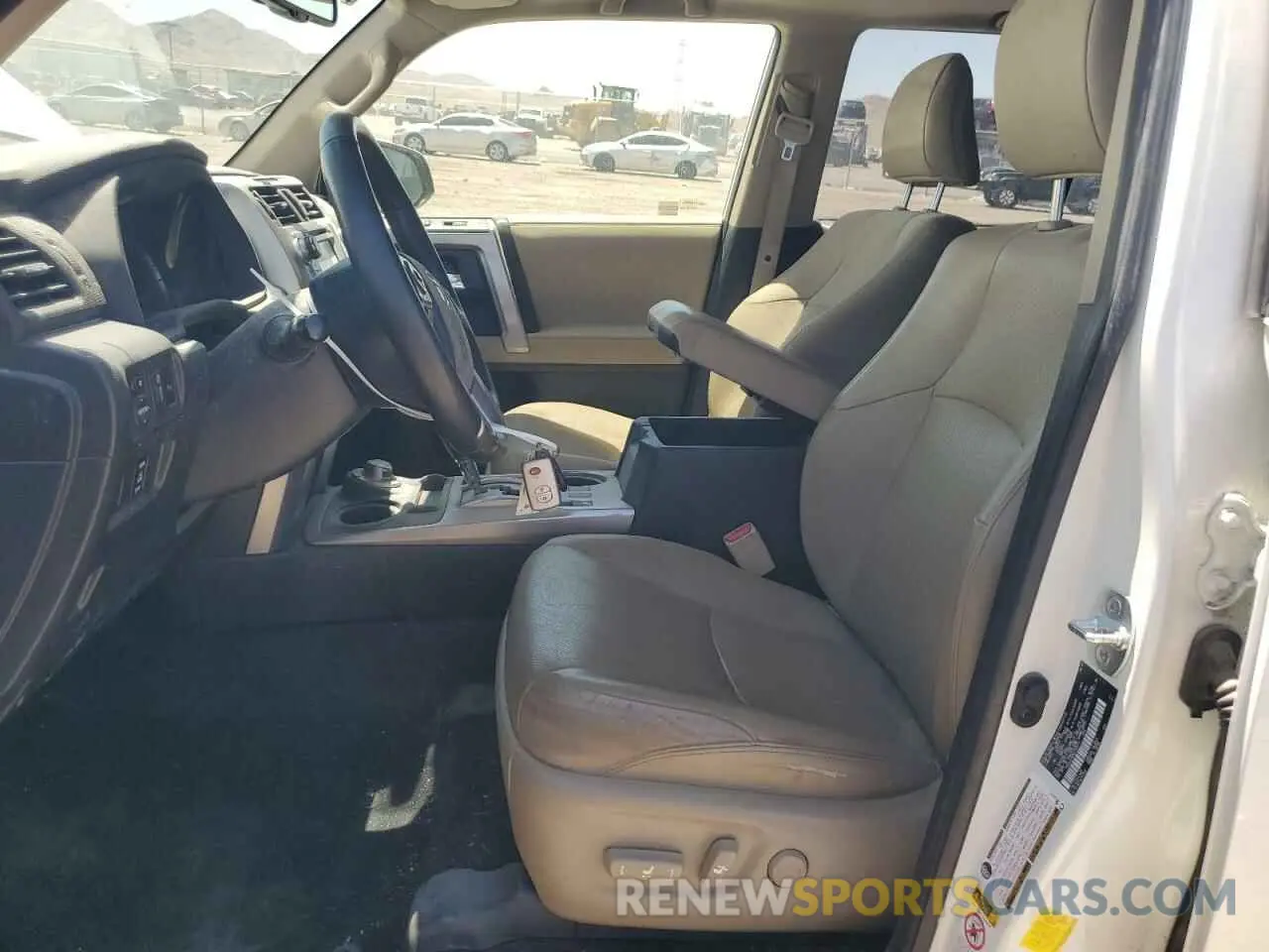7 fotografías del automóvil dañado JTEBU5JR3K5709711 TOYOTA 4RUNNER 2019