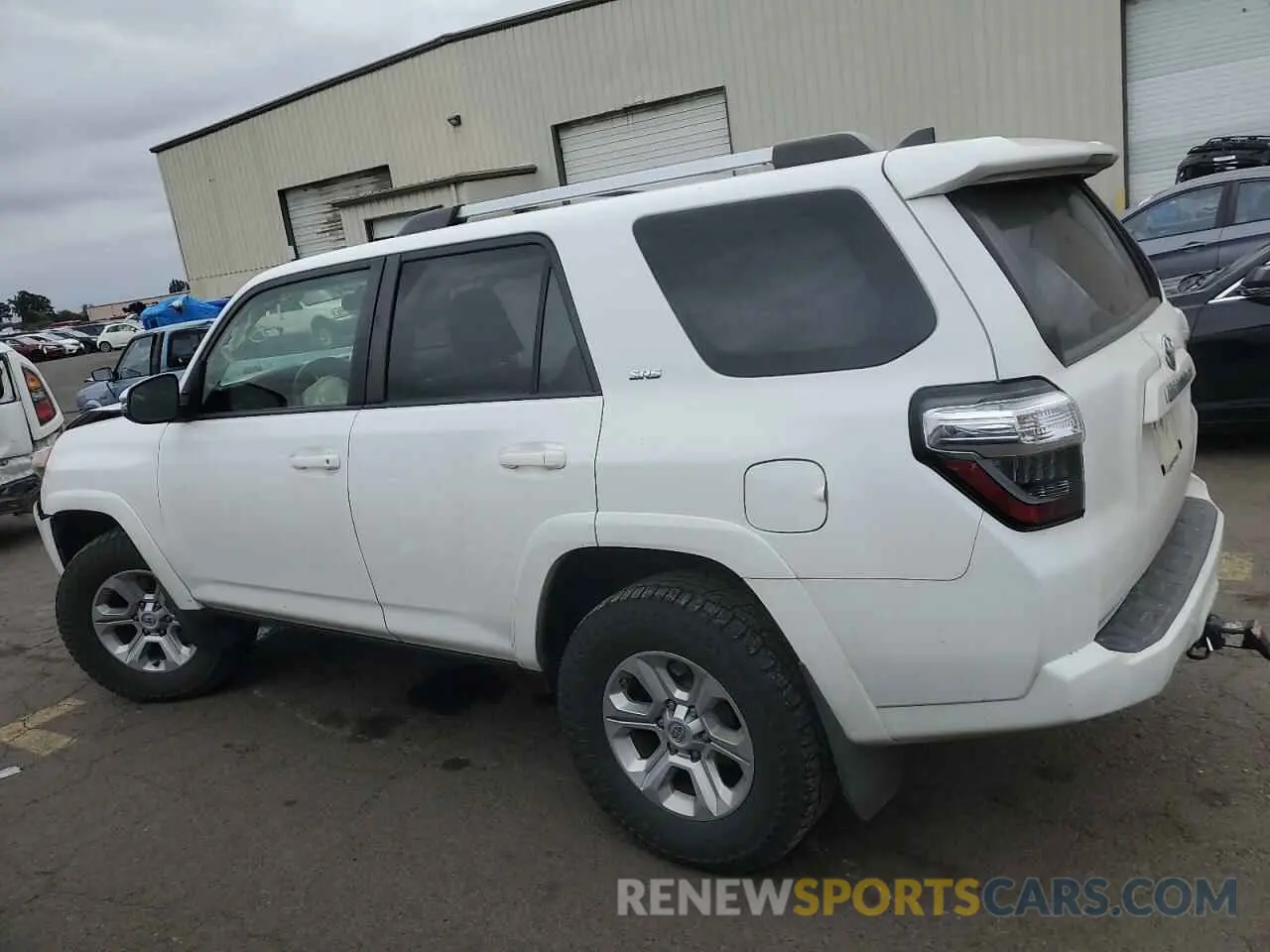 2 fotografías del automóvil dañado JTEBU5JR4K5611304 TOYOTA 4RUNNER 2019