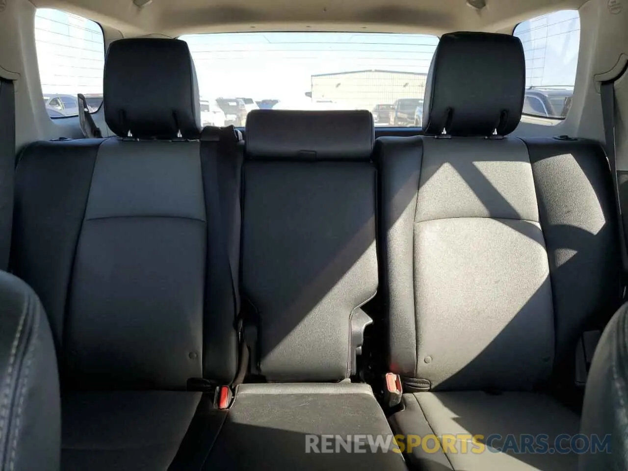 10 fotografías del automóvil dañado JTEBU5JR4K5617054 TOYOTA 4RUNNER 2019
