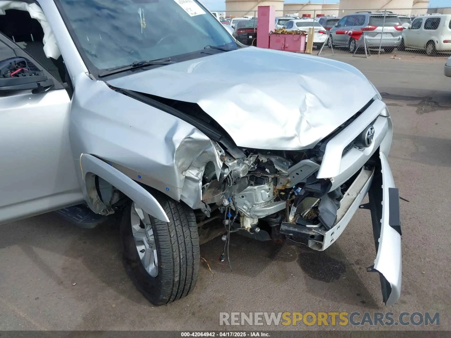 6 fotografías del automóvil dañado JTEBU5JR4K5632833 TOYOTA 4RUNNER 2019