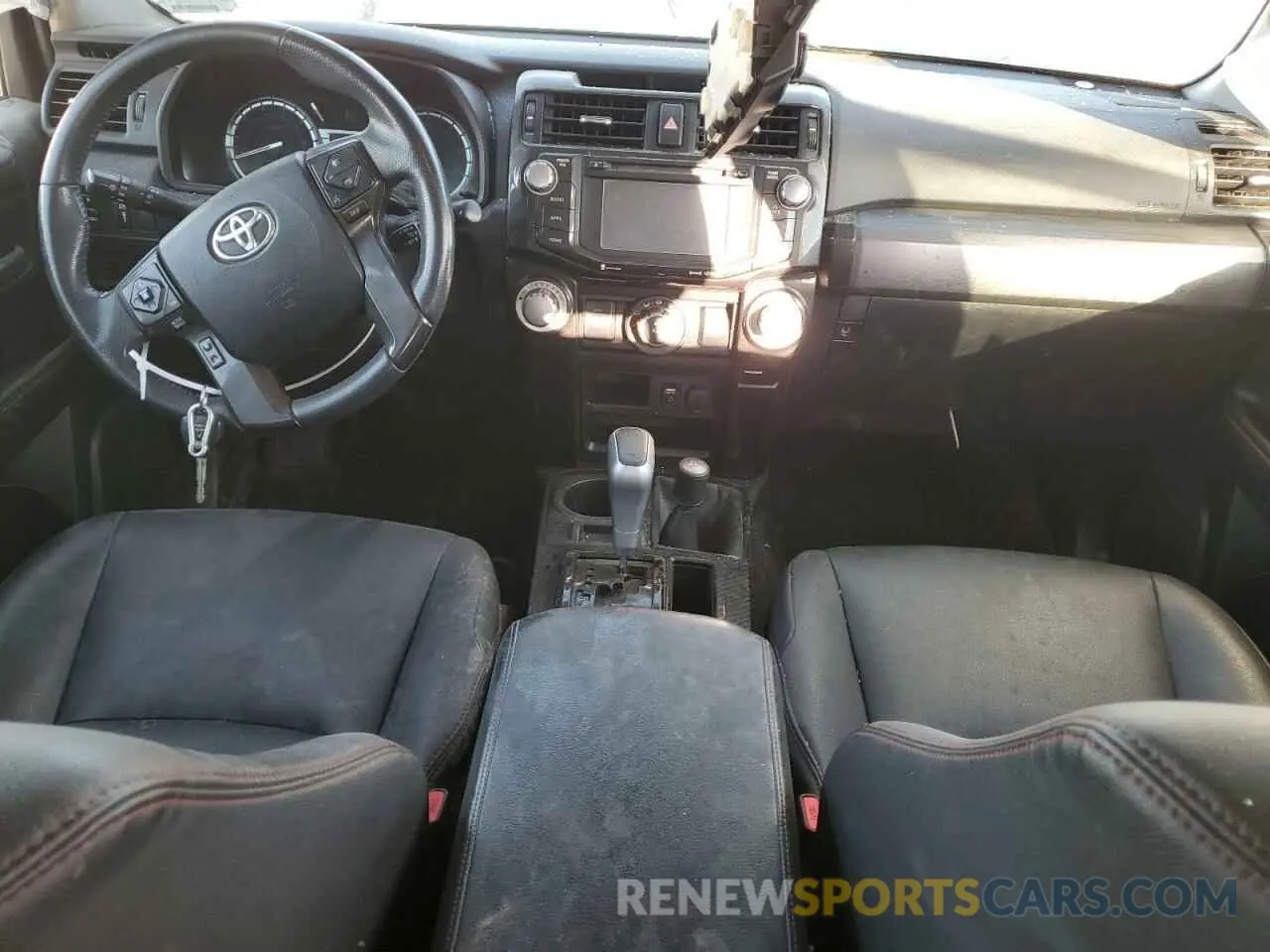 8 fotografías del automóvil dañado JTEBU5JR4K5650751 TOYOTA 4RUNNER 2019