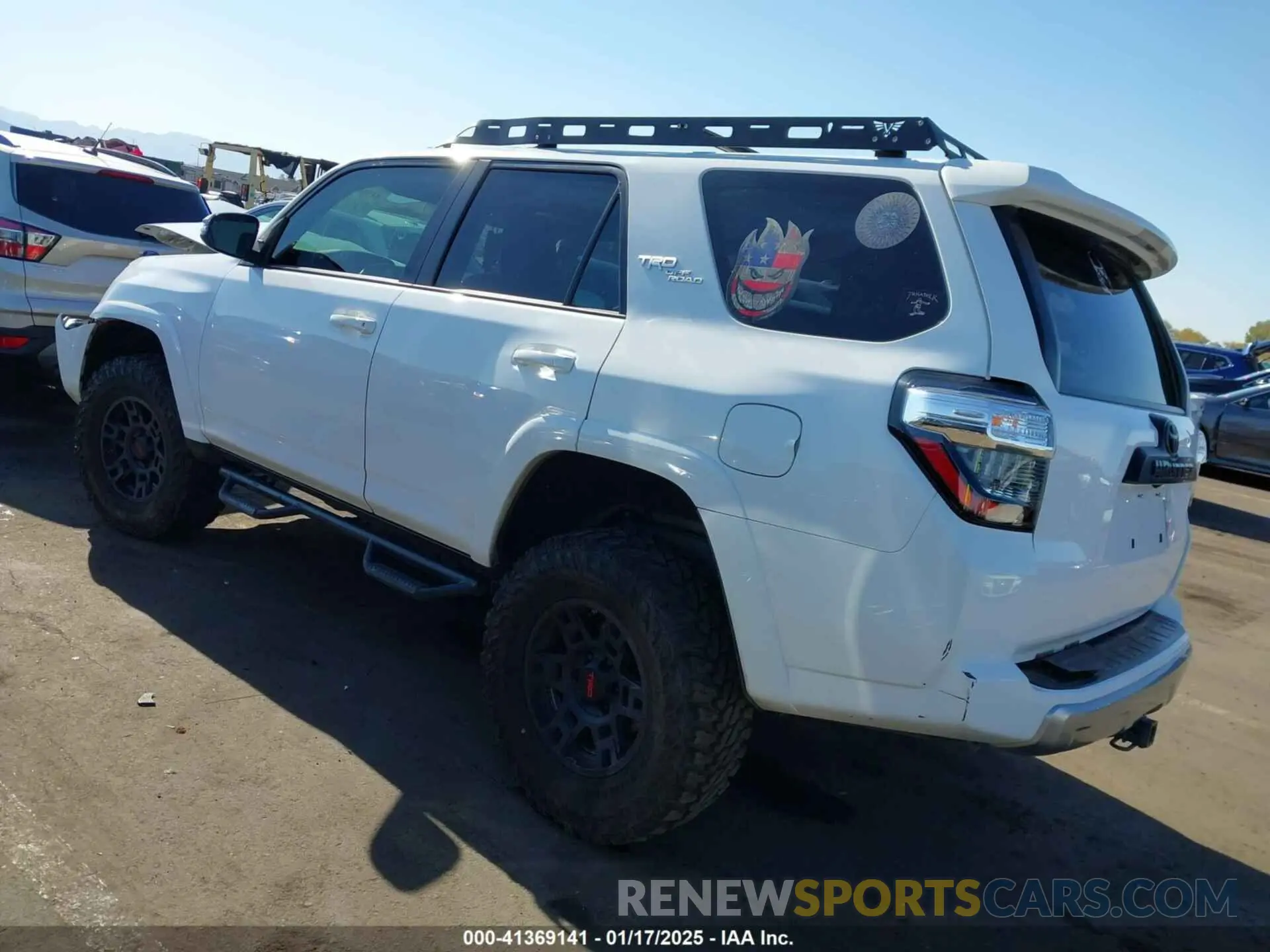 3 fotografías del automóvil dañado JTEBU5JR4K5659014 TOYOTA 4RUNNER 2019