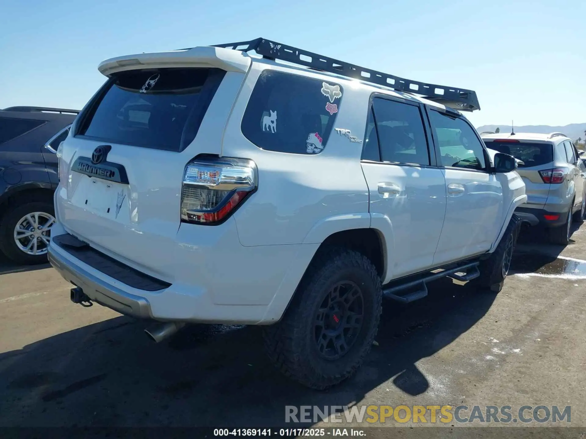 4 fotografías del automóvil dañado JTEBU5JR4K5659014 TOYOTA 4RUNNER 2019