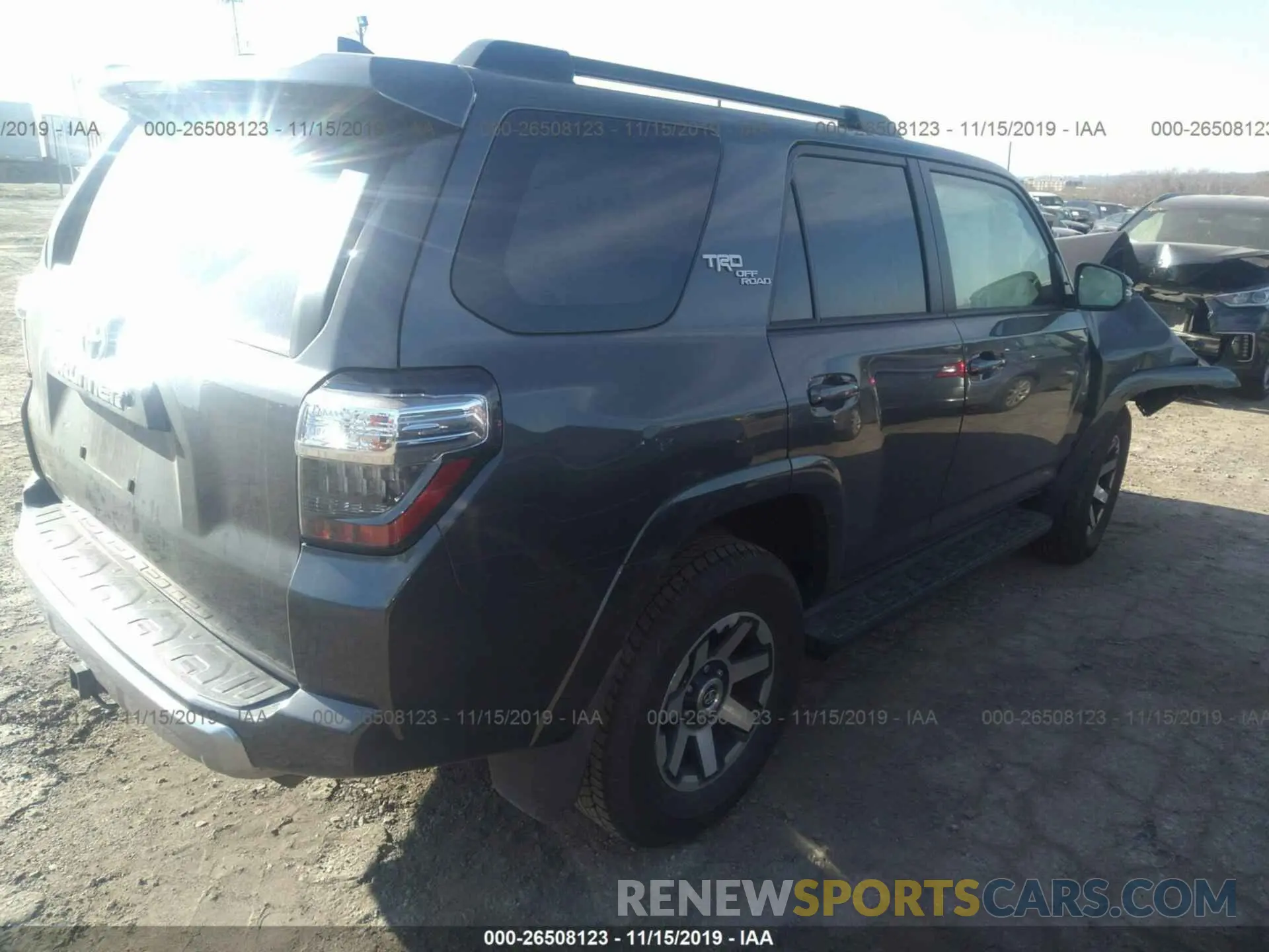 4 fotografías del automóvil dañado JTEBU5JR4K5676623 TOYOTA 4RUNNER 2019