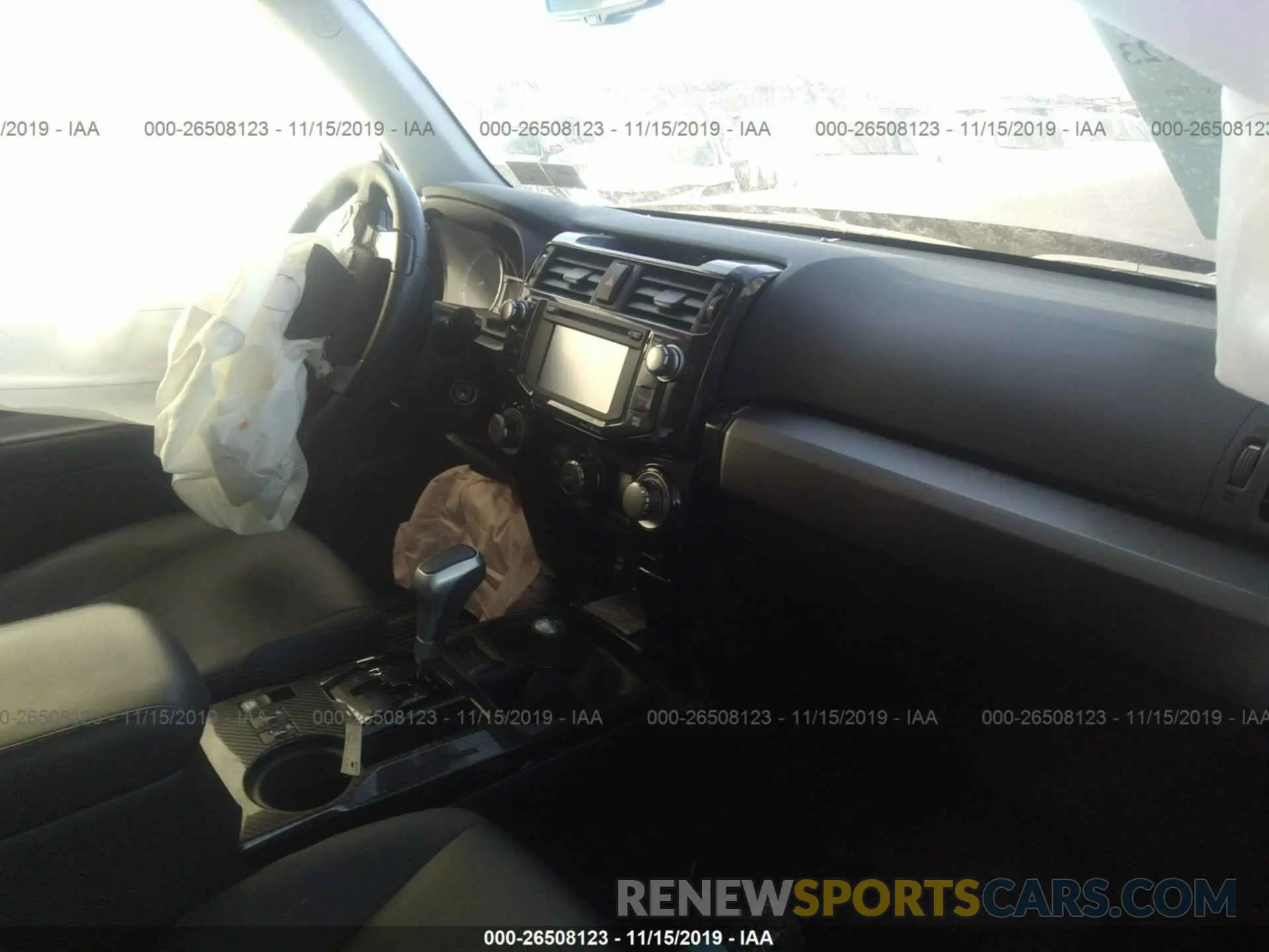 5 fotografías del automóvil dañado JTEBU5JR4K5676623 TOYOTA 4RUNNER 2019