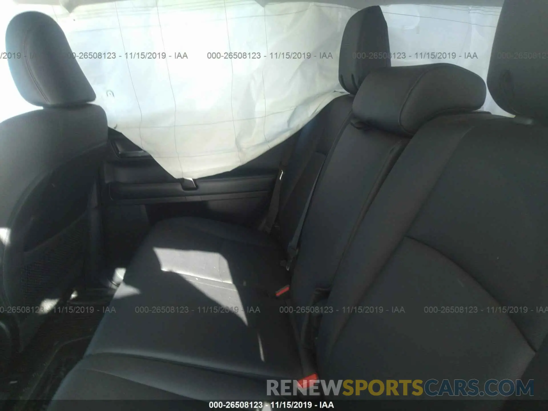 8 fotografías del automóvil dañado JTEBU5JR4K5676623 TOYOTA 4RUNNER 2019