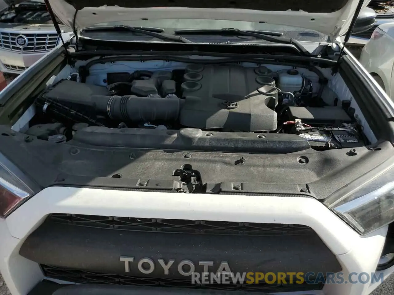 7 fotografías del automóvil dañado JTEBU5JR4K5676914 TOYOTA 4RUNNER 2019