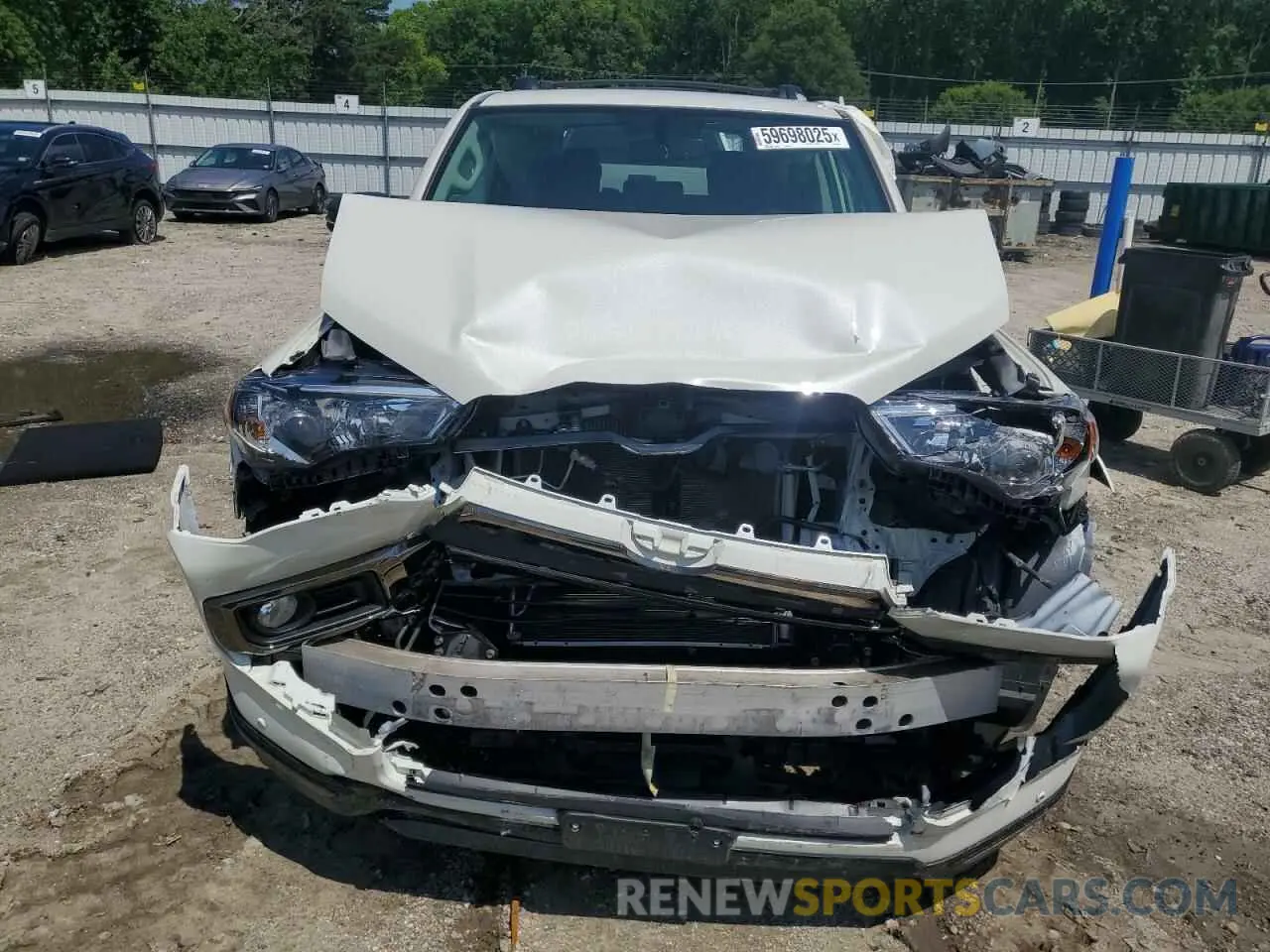 5 fotografías del automóvil dañado JTEBU5JR4K5696399 TOYOTA 4RUNNER 2019