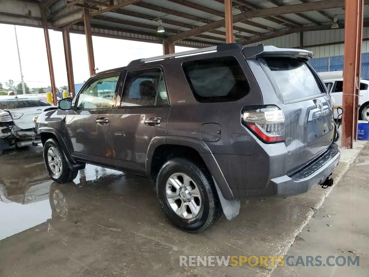 2 fotografías del automóvil dañado JTEBU5JR4K5731572 TOYOTA 4RUNNER 2019