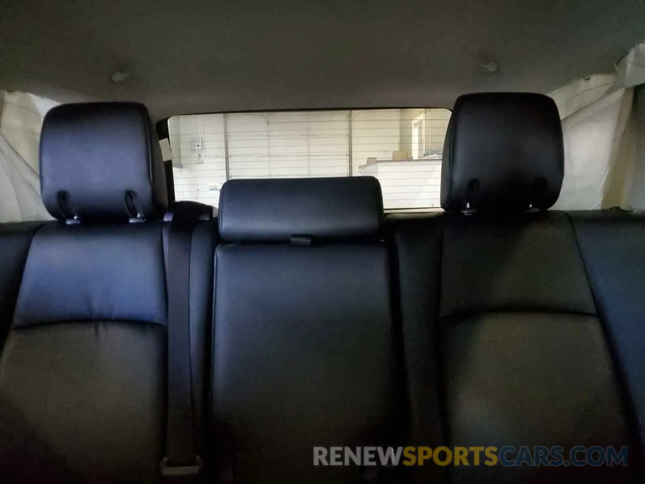 10 fotografías del automóvil dañado JTEBU5JR5K5621548 TOYOTA 4RUNNER 2019
