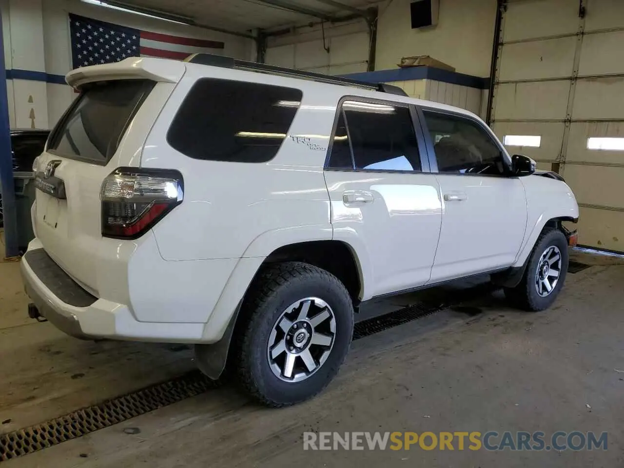3 fotografías del automóvil dañado JTEBU5JR5K5621548 TOYOTA 4RUNNER 2019