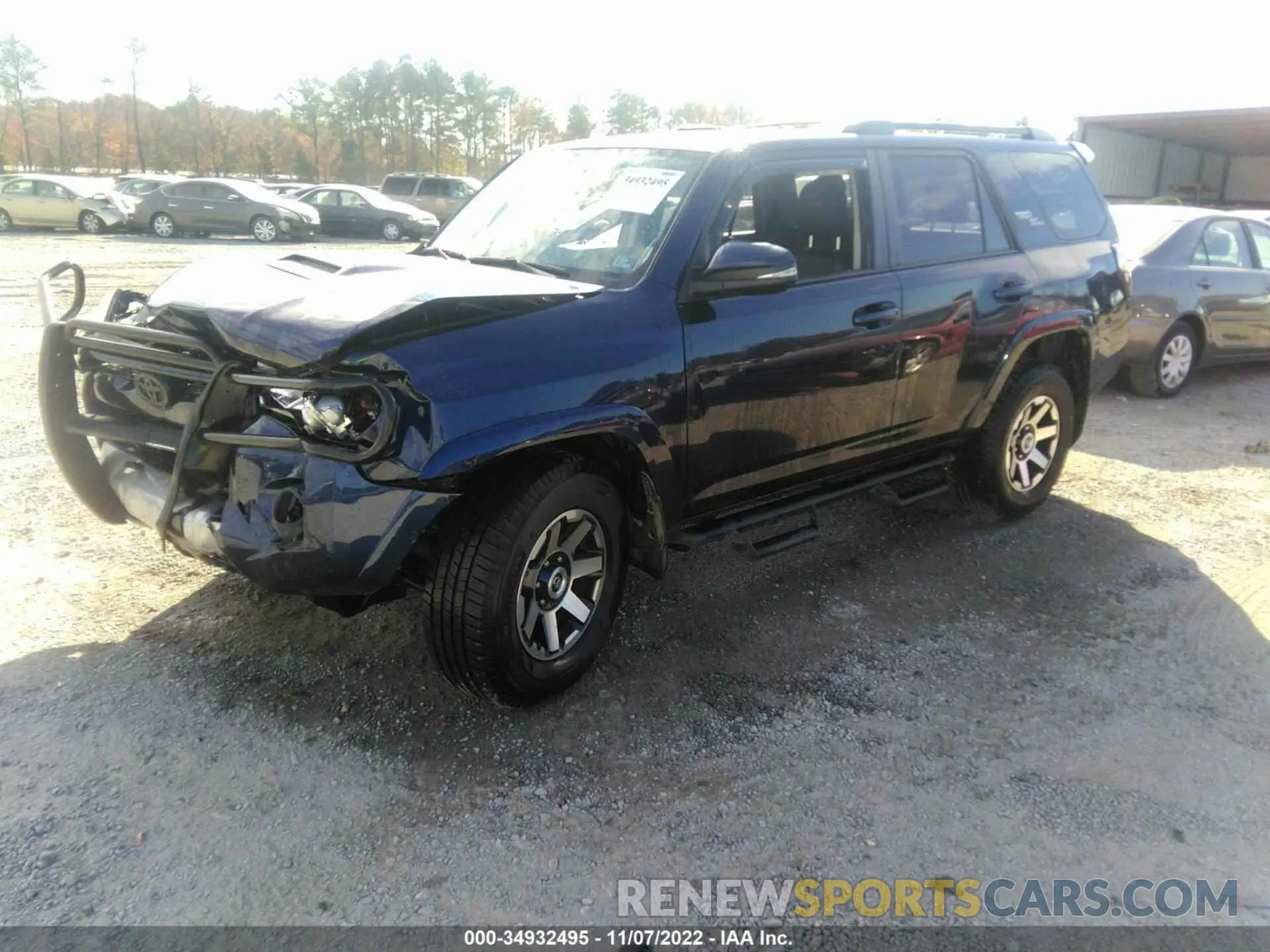 2 fotografías del automóvil dañado JTEBU5JR5K5713212 TOYOTA 4RUNNER 2019