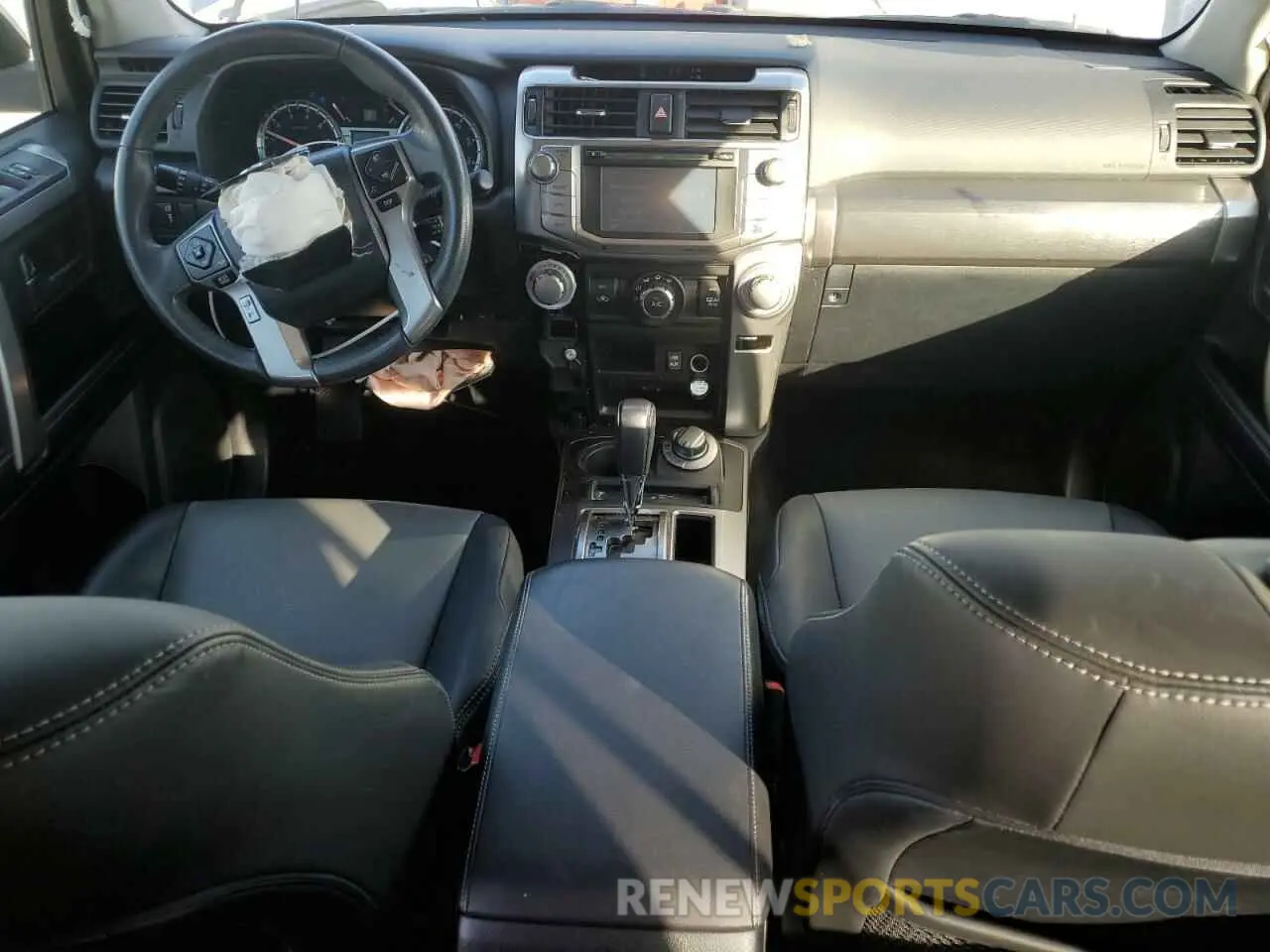 8 fotografías del automóvil dañado JTEBU5JR5K5729121 TOYOTA 4RUNNER 2019