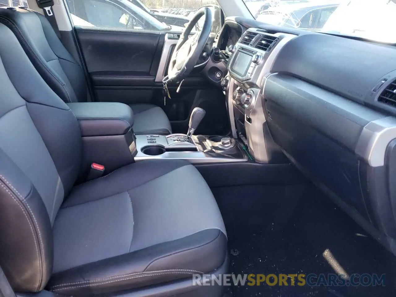 5 fotografías del automóvil dañado JTEBU5JR5K5736473 TOYOTA 4RUNNER 2019