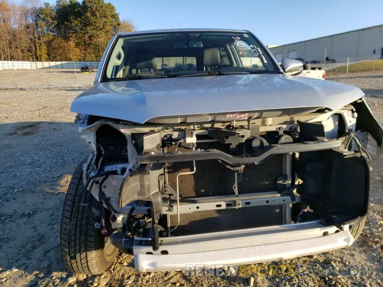 9 fotografías del automóvil dañado JTEBU5JR5K5736473 TOYOTA 4RUNNER 2019
