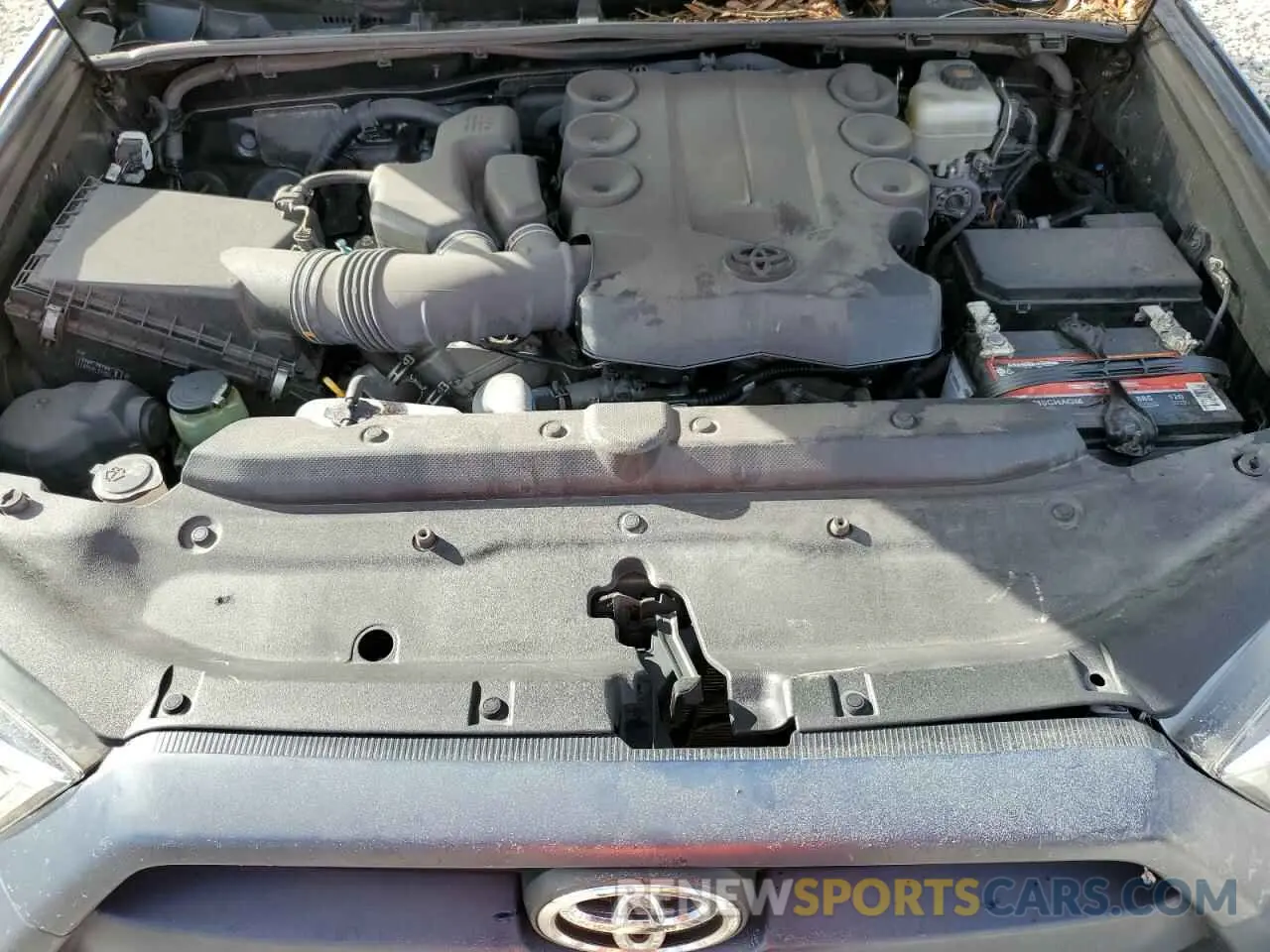 7 fotografías del automóvil dañado JTEBU5JR6K5625656 TOYOTA 4RUNNER 2019