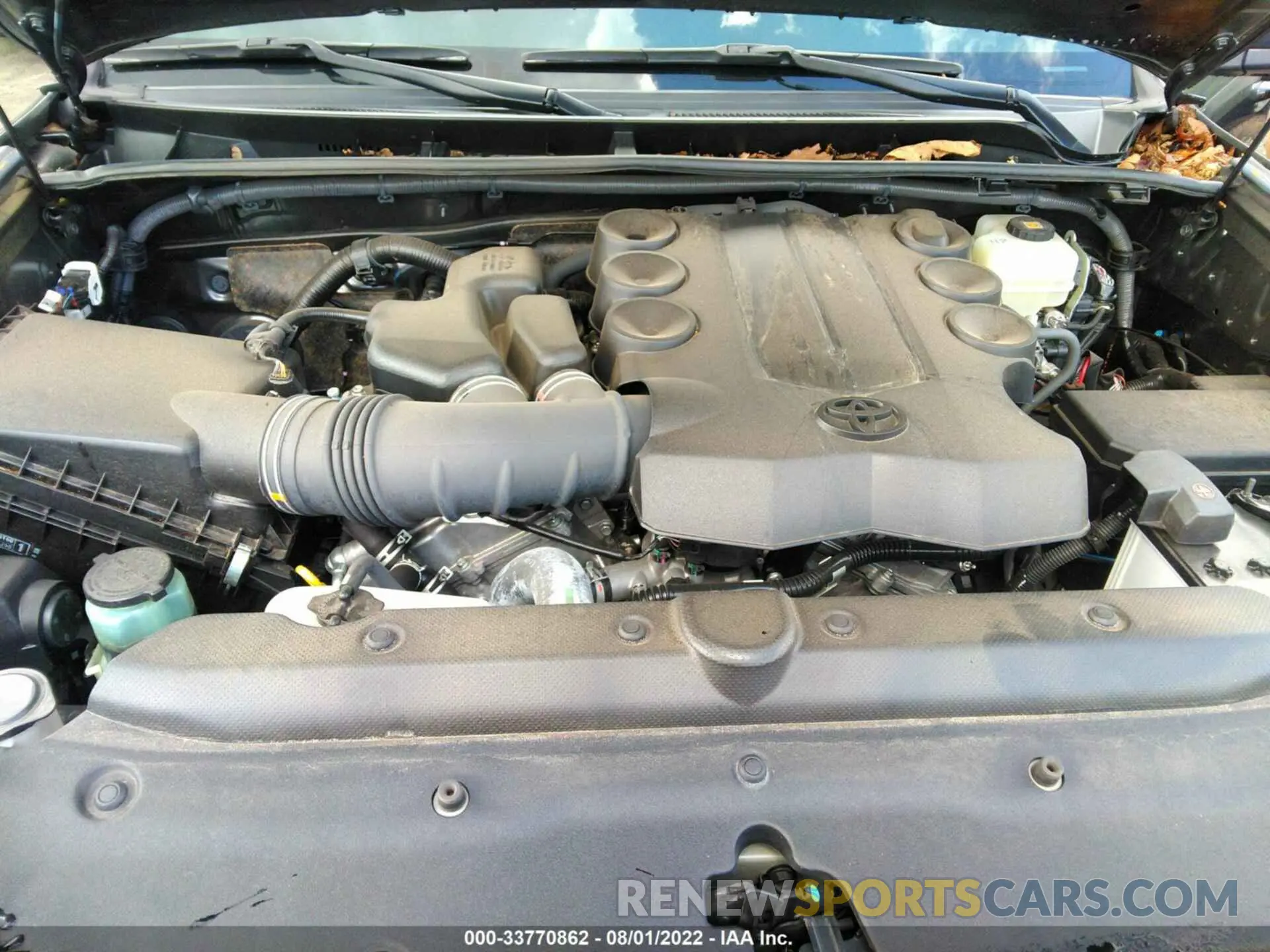 10 fotografías del automóvil dañado JTEBU5JR6K5652050 TOYOTA 4RUNNER 2019