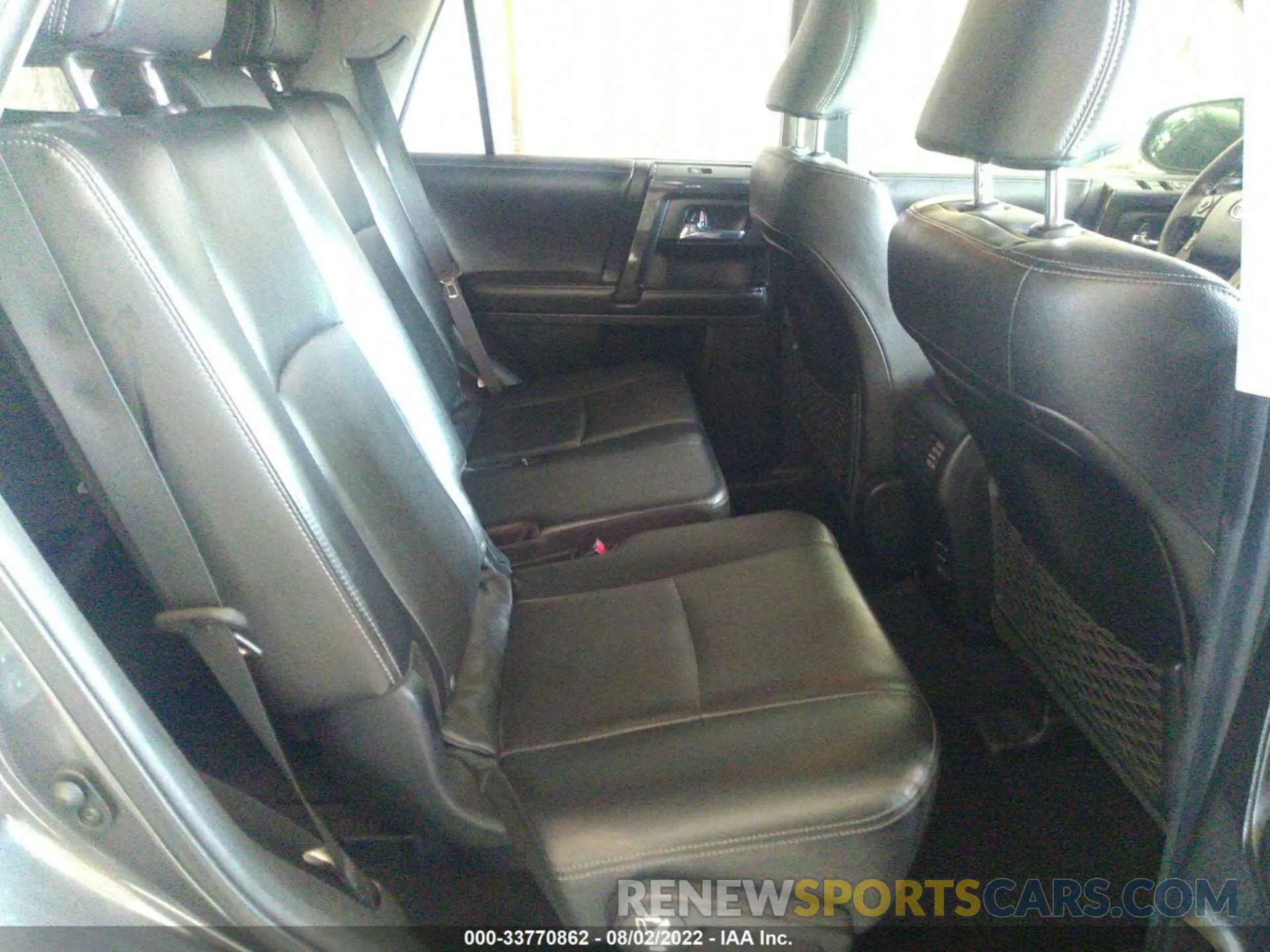 8 fotografías del automóvil dañado JTEBU5JR6K5652050 TOYOTA 4RUNNER 2019