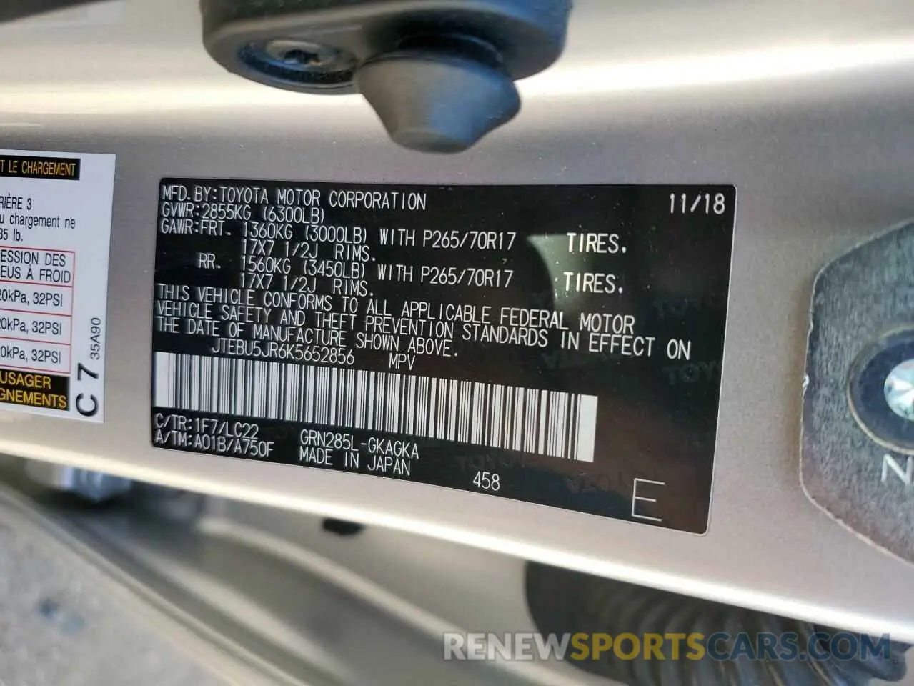 14 fotografías del automóvil dañado JTEBU5JR6K5652856 TOYOTA 4RUNNER 2019