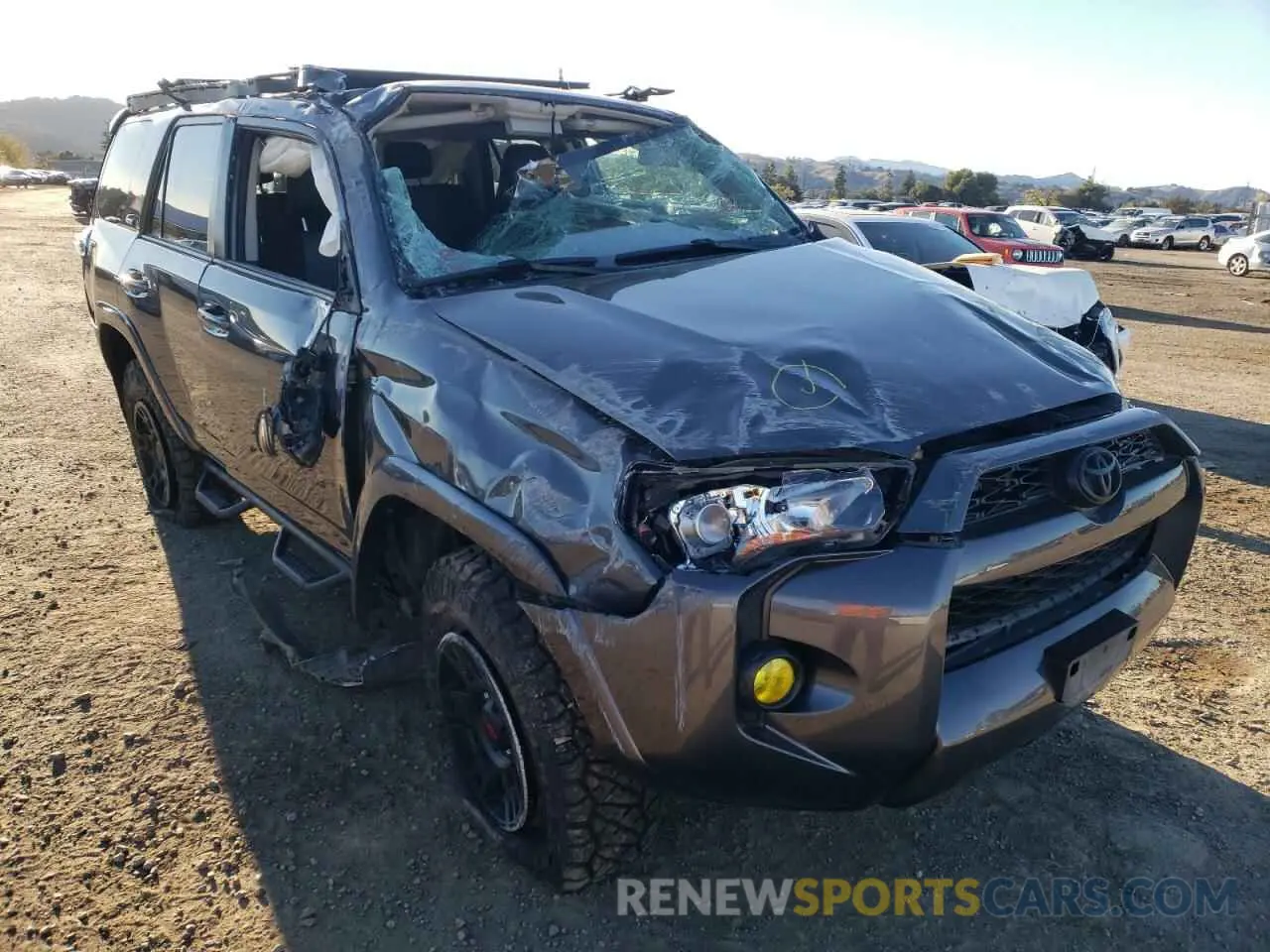 9 fotografías del automóvil dañado JTEBU5JR6K5703160 TOYOTA 4RUNNER 2019