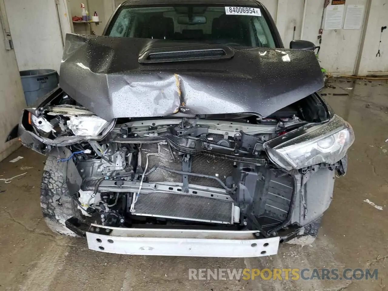 12 fotografías del automóvil dañado JTEBU5JR6K5731010 TOYOTA 4RUNNER 2019