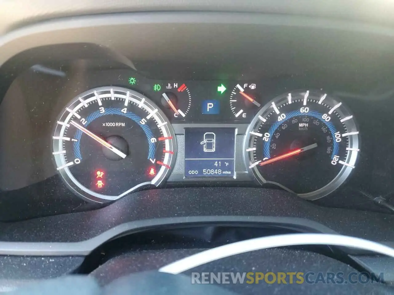 9 fotografías del automóvil dañado JTEBU5JR7K5640411 TOYOTA 4RUNNER 2019
